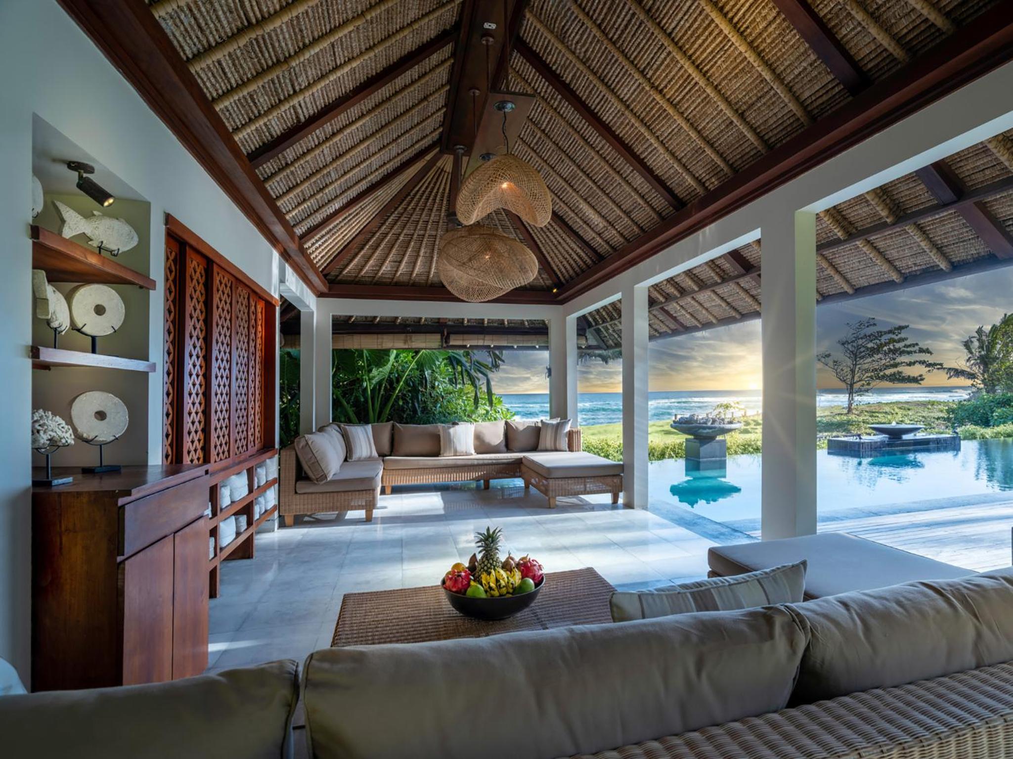 Villa with Sea View