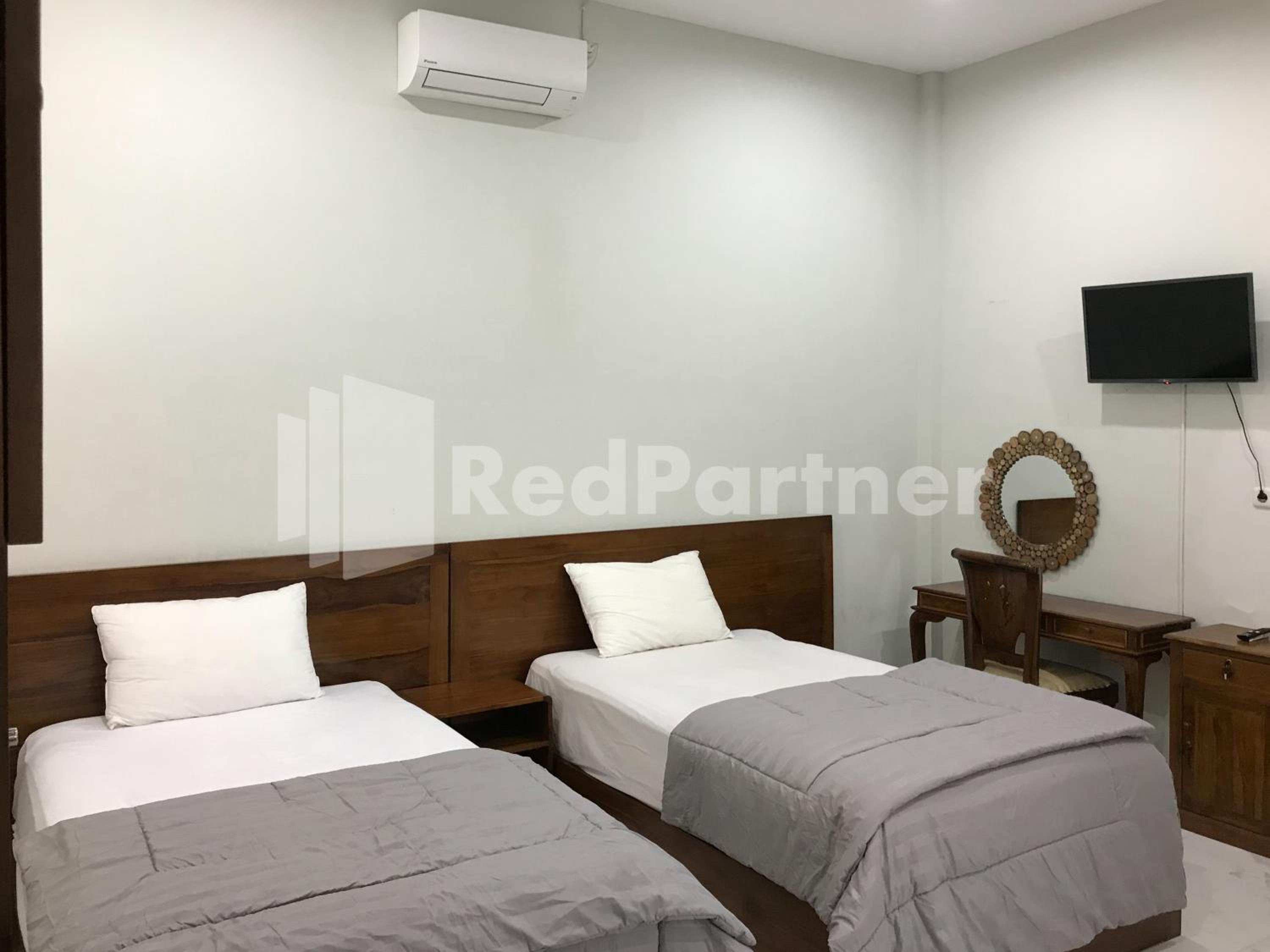Standard Twin Room photo 3