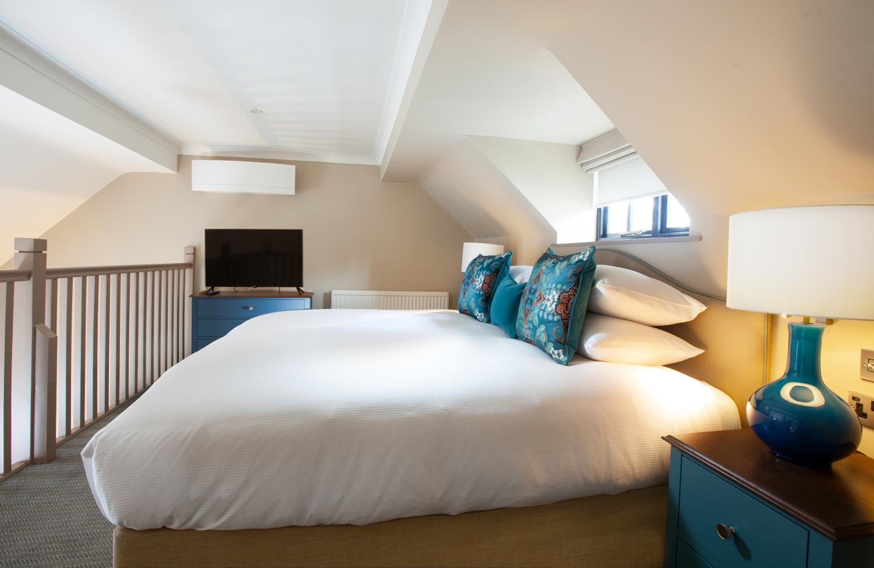 Suite - Photo 4
