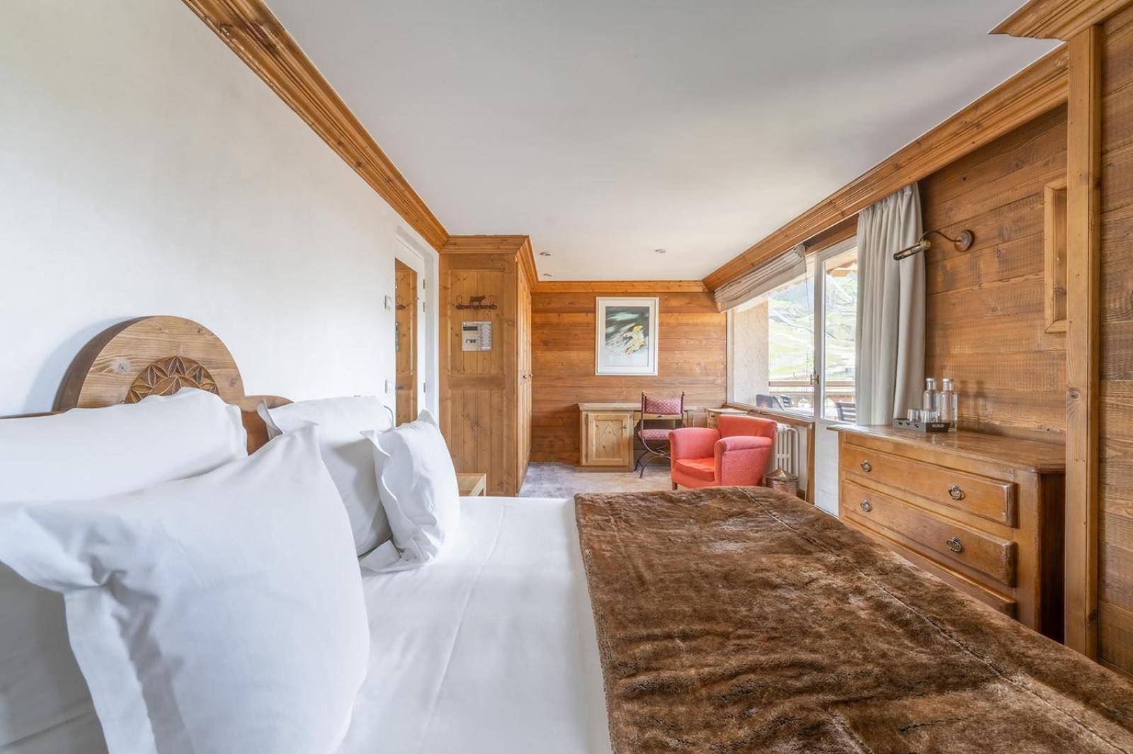 Superior Room with Mountain View