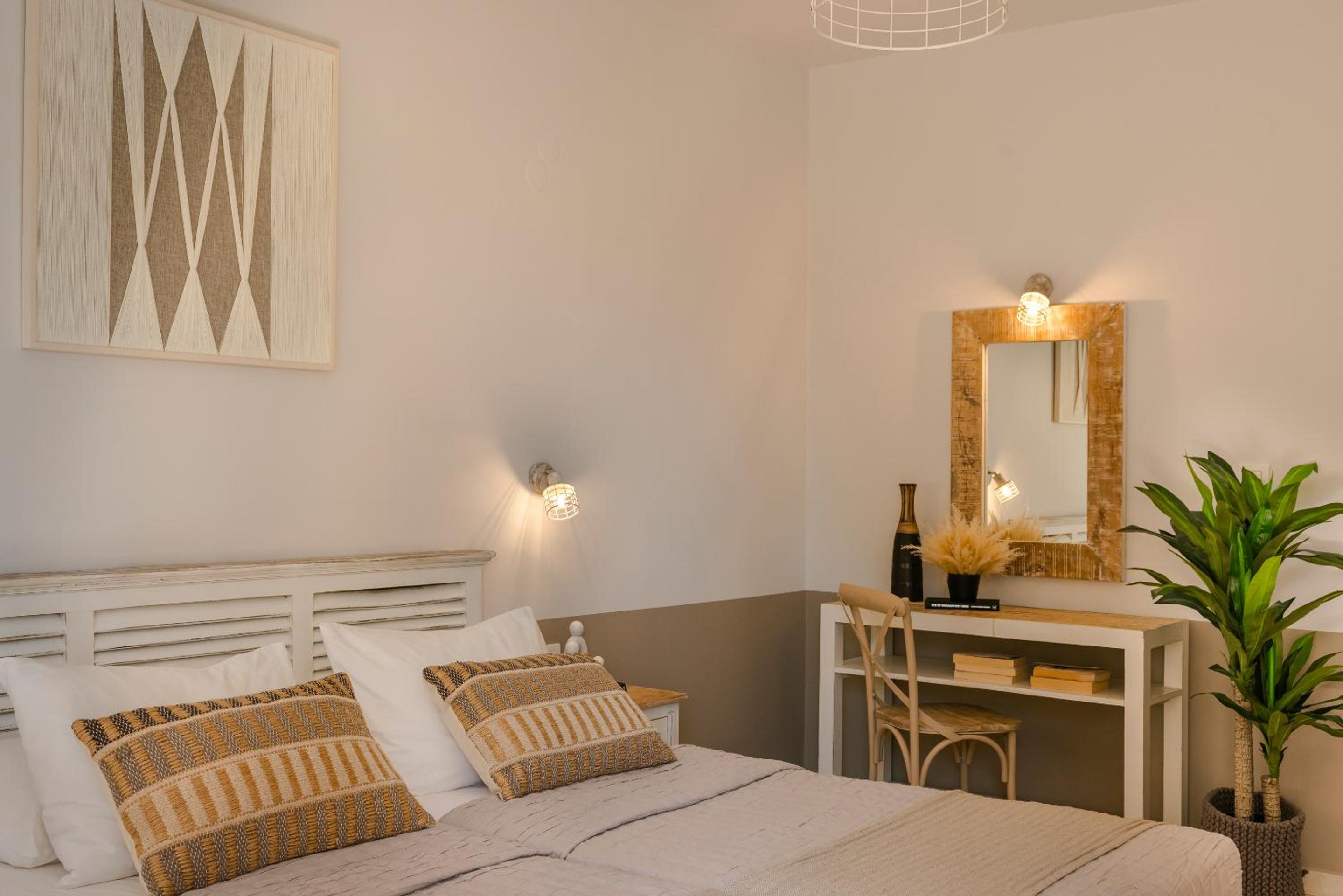 Standard Room with Garden View - Photo 21