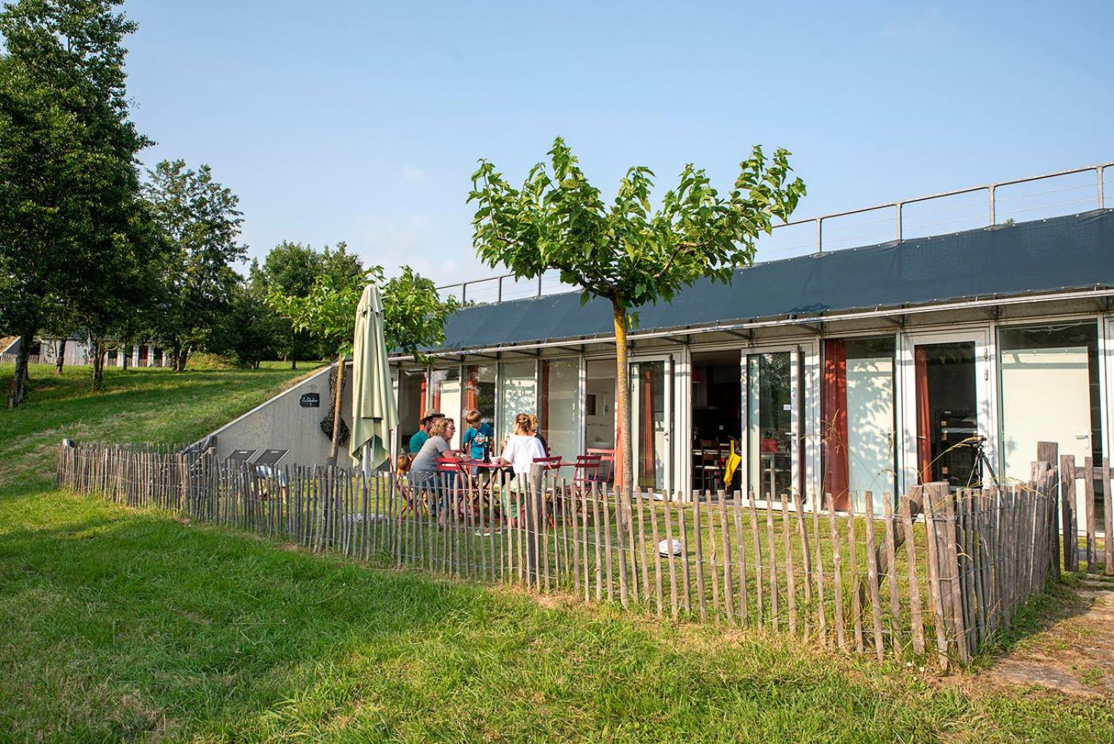 Three-Bedroom House photo 2
