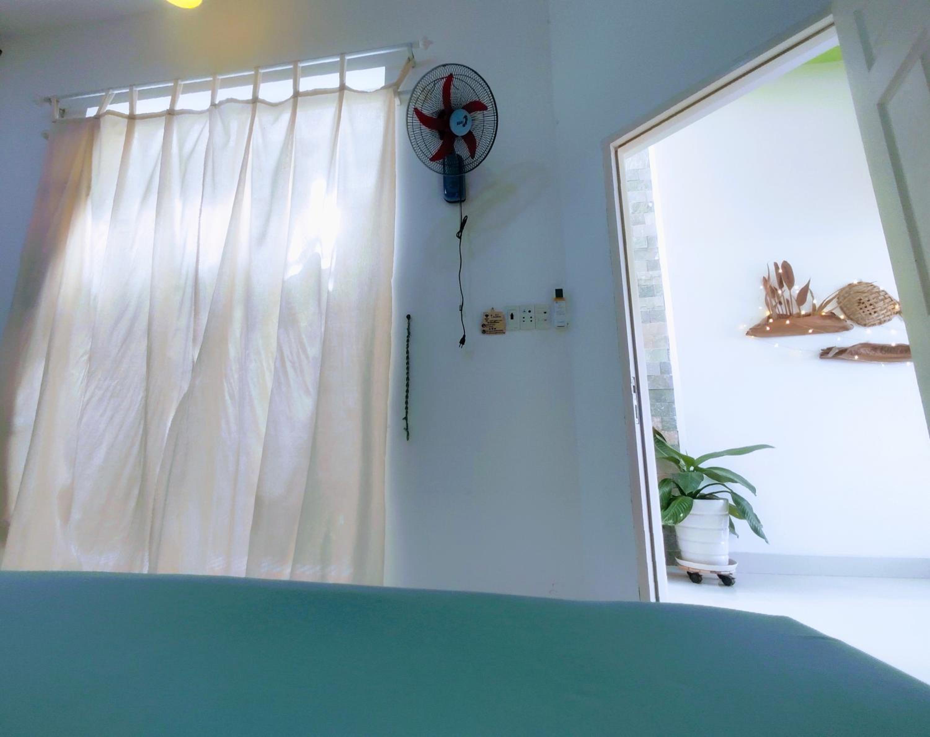 Deluxe Queen Room with Two Queen Beds photo 3