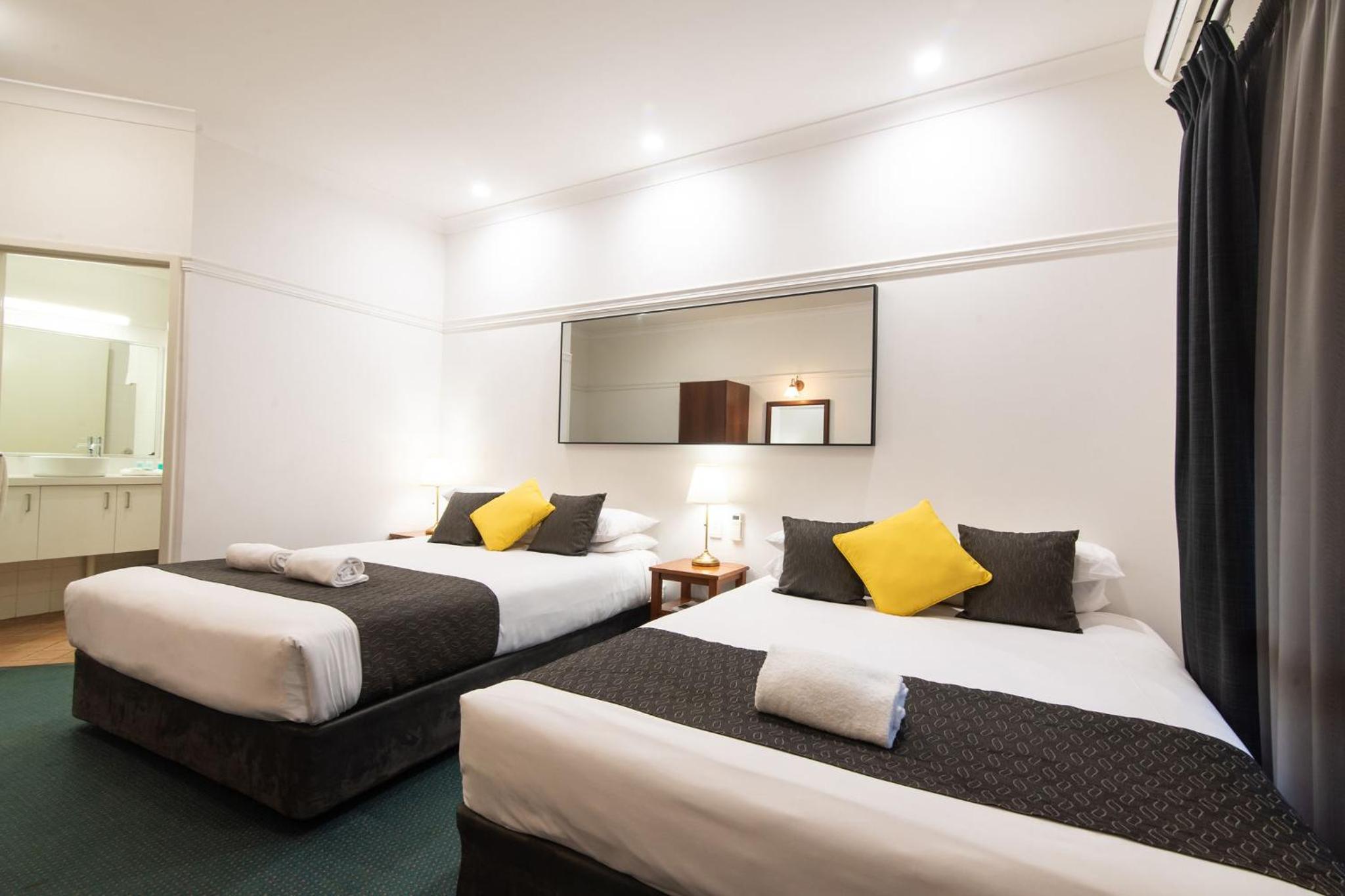 Triple Room - Photo 1