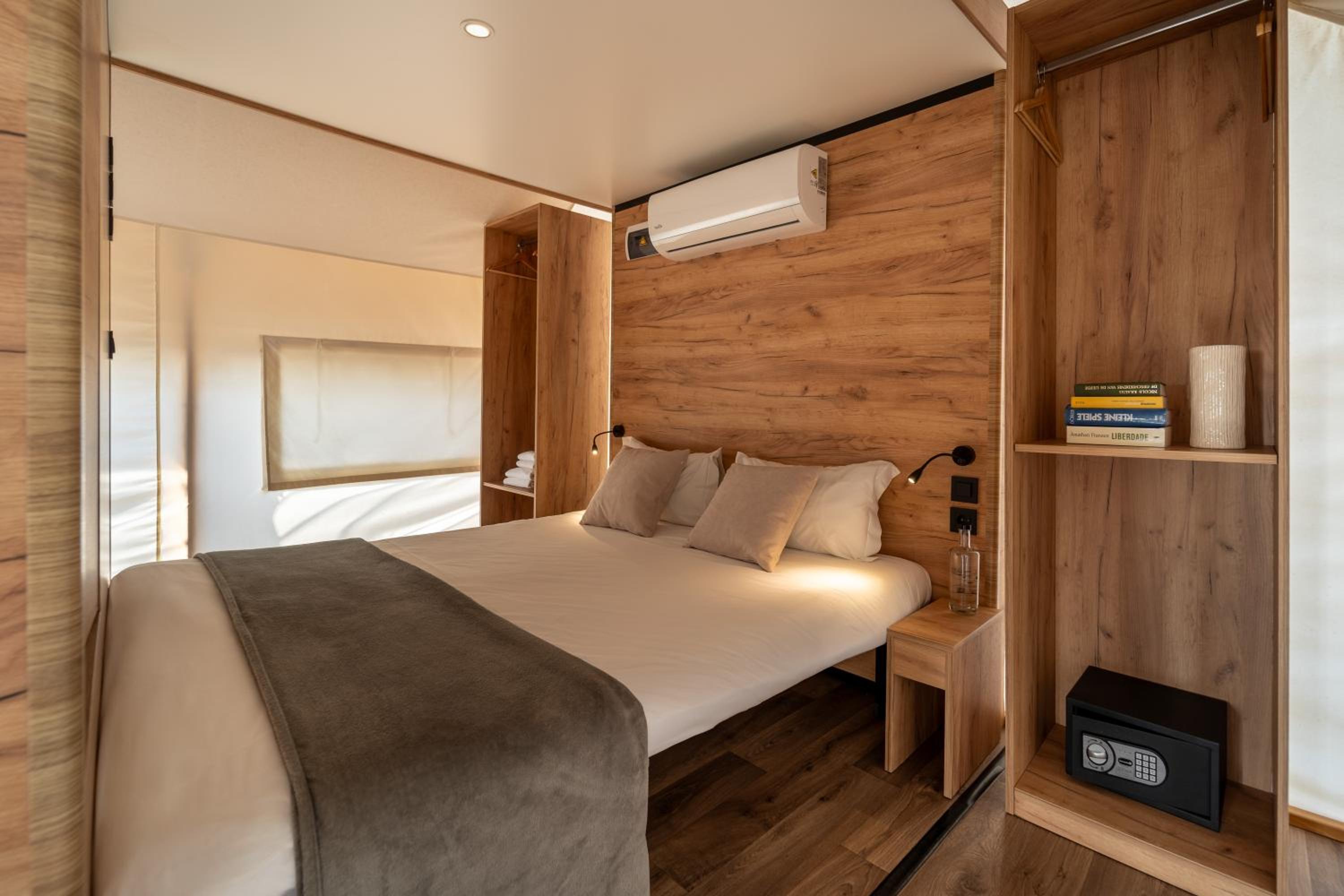 Deluxe Glamping