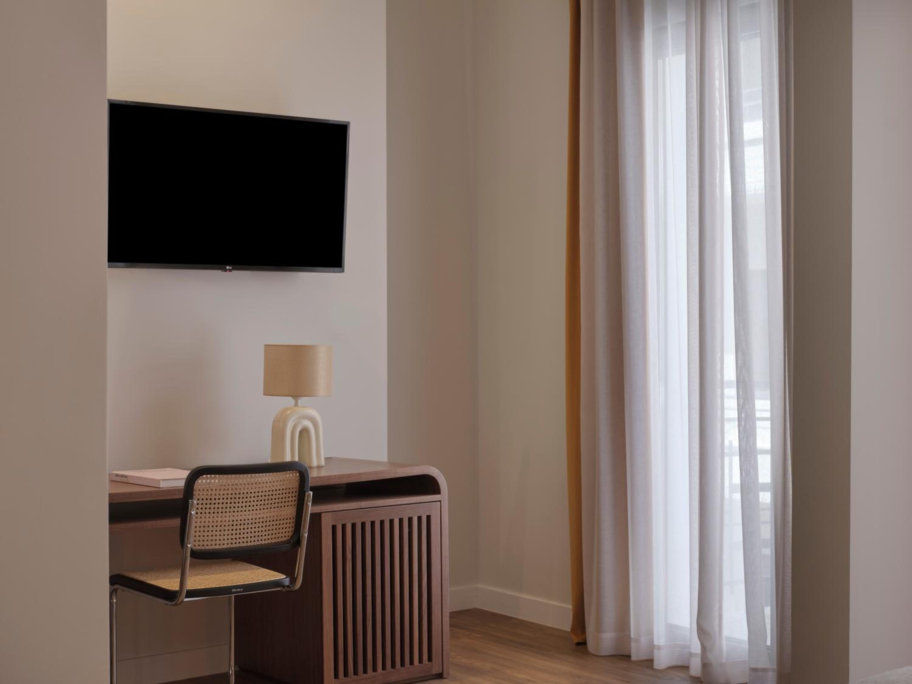 Suite with Balcony photo 2