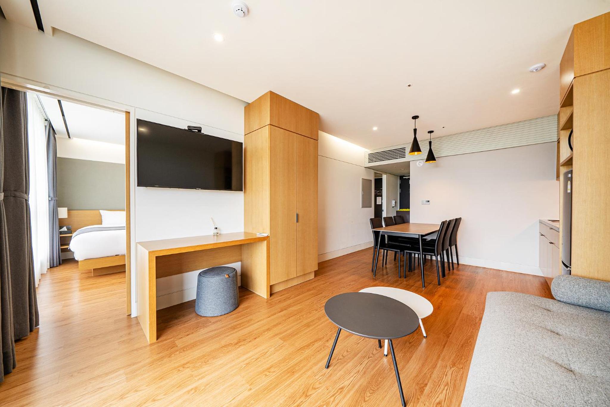 Connecting Room (Deluxe Double + Standard Room)  - Photo 7