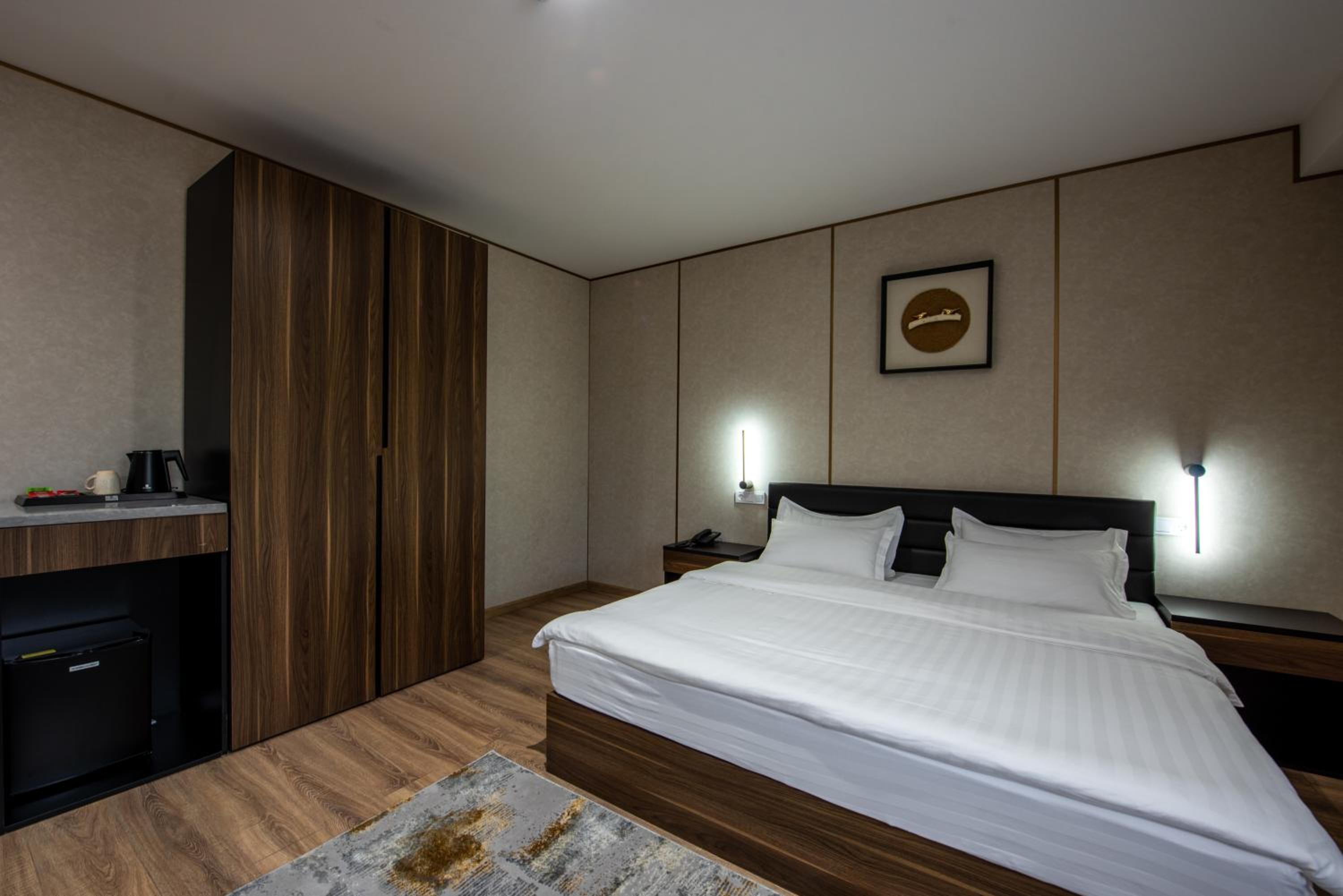 Deluxe Double Room photo 2