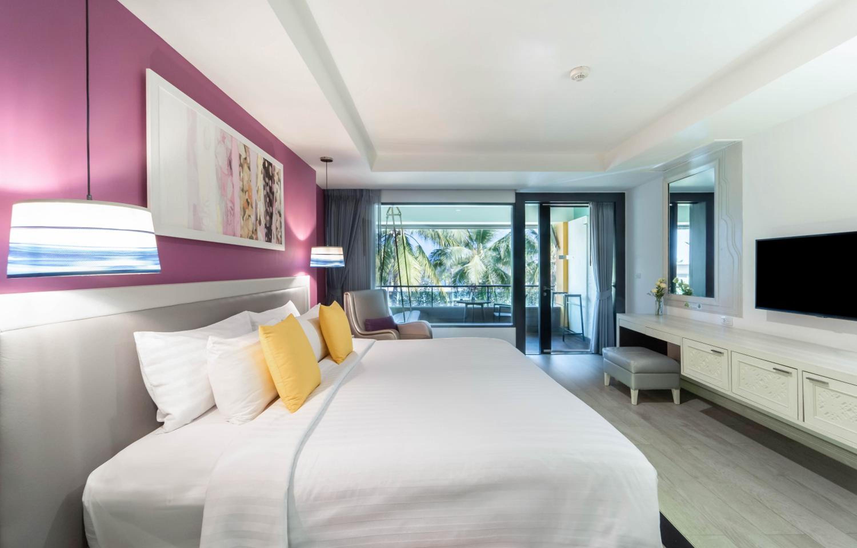 Deluxe Room - Photo 1