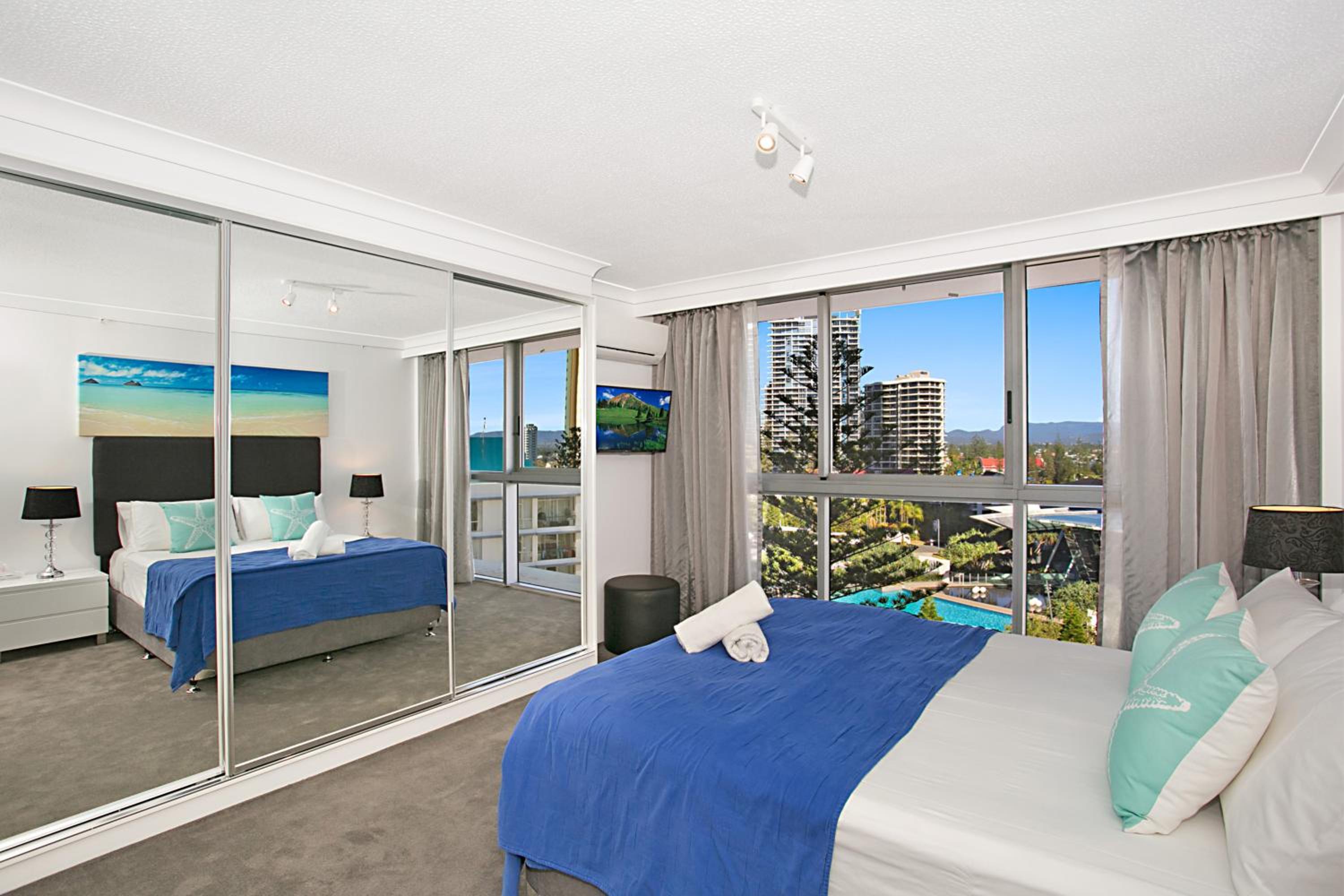 Two-Bedroom Apartment - 7F Peninsula