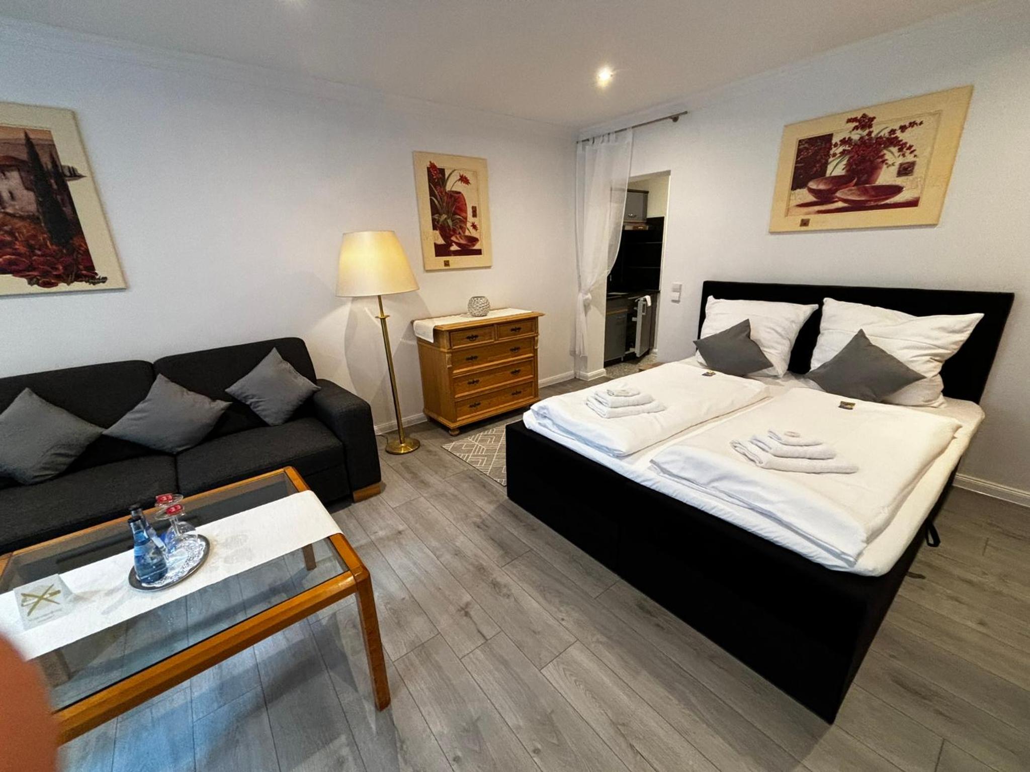 Deluxe Family Room - Photo 18