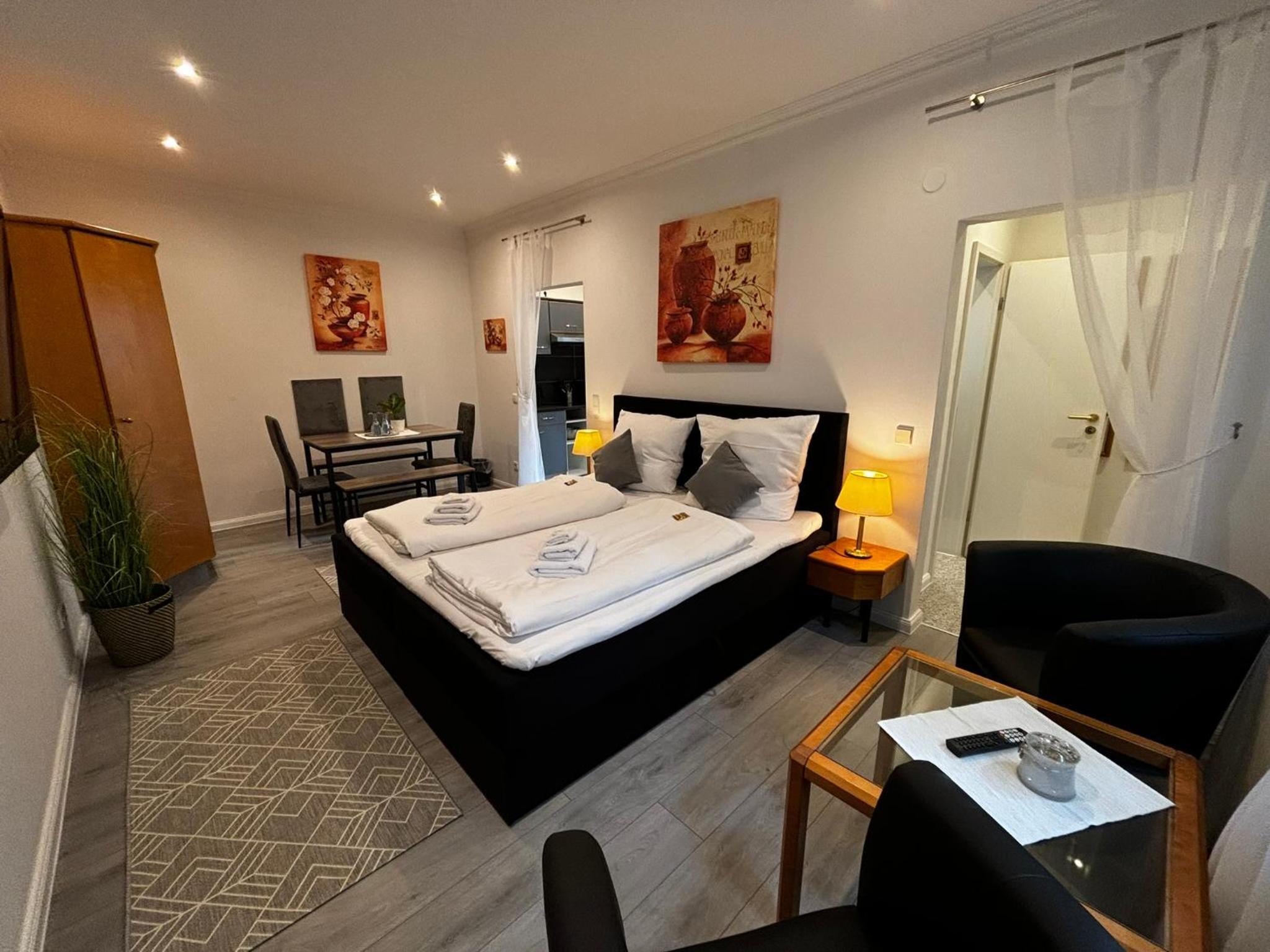 Deluxe Family Room - Photo 5