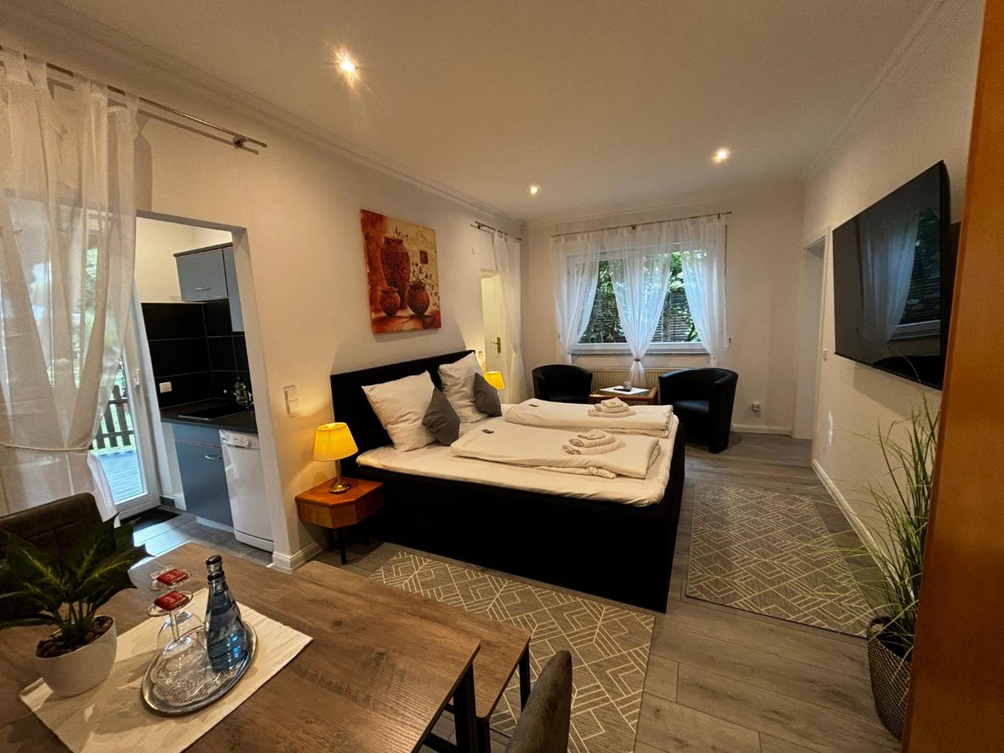 Deluxe Family Room - Photo 4