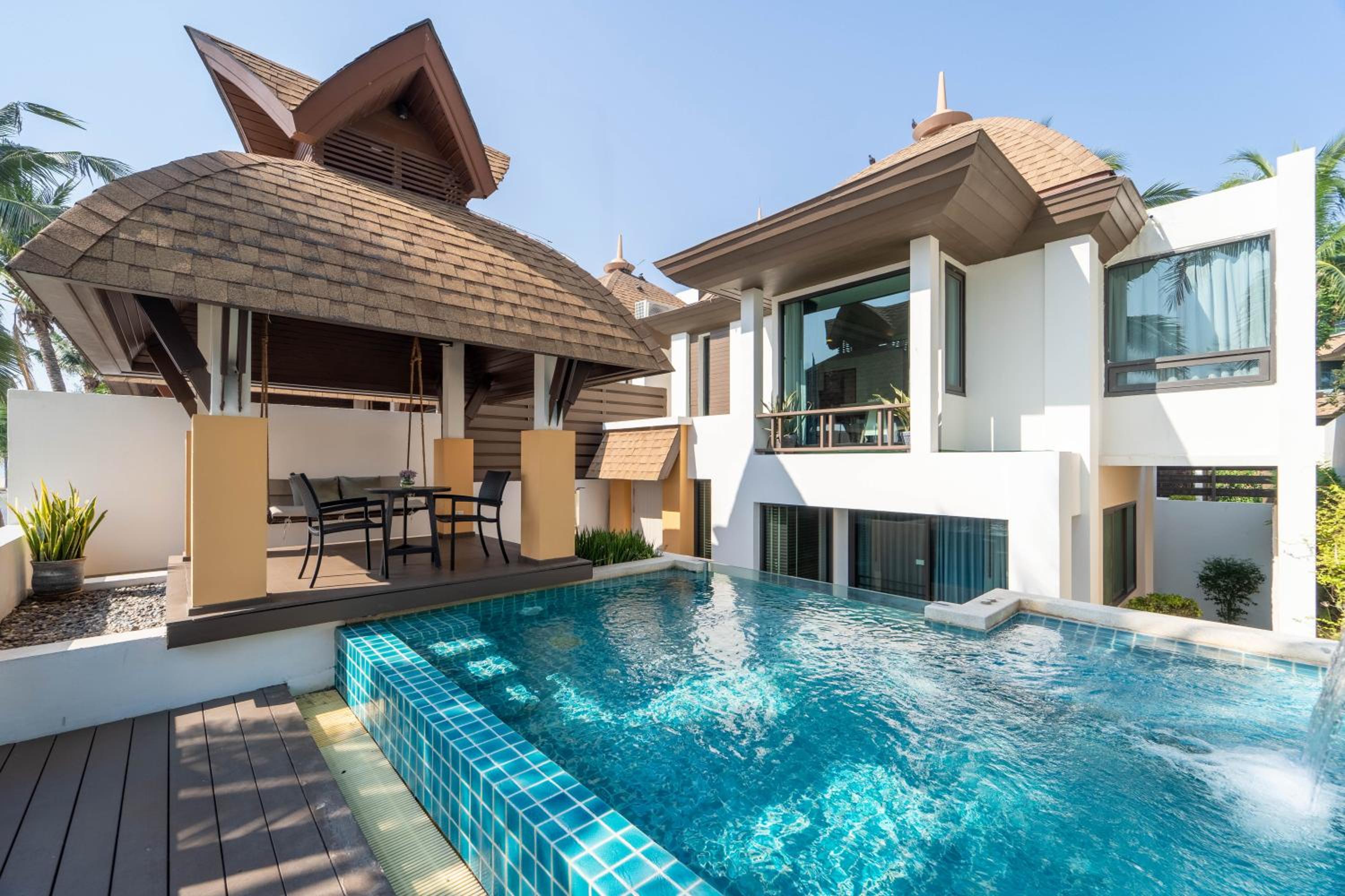 Pool Villa with Beach Front - Photo 3