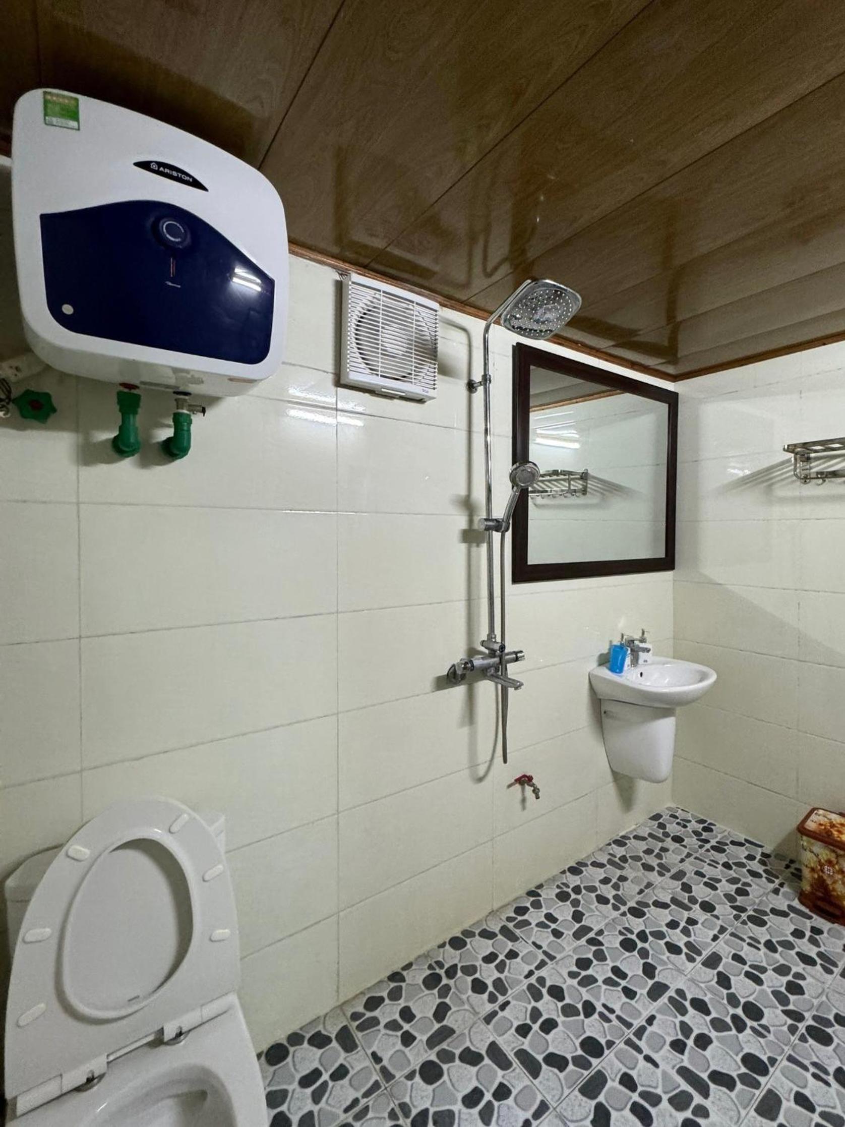 Mixed Dormitory Room