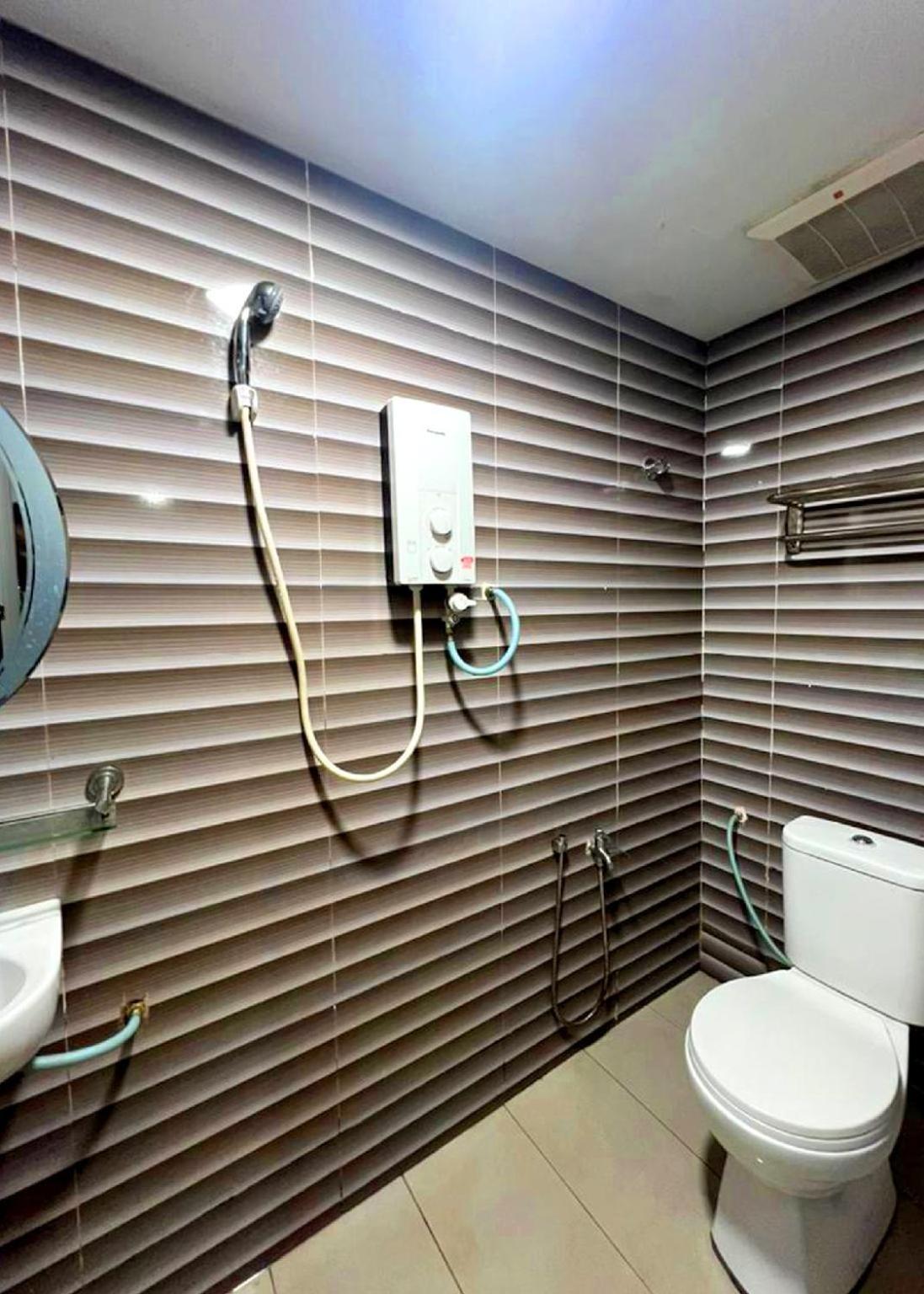 Double Room - Photo 6