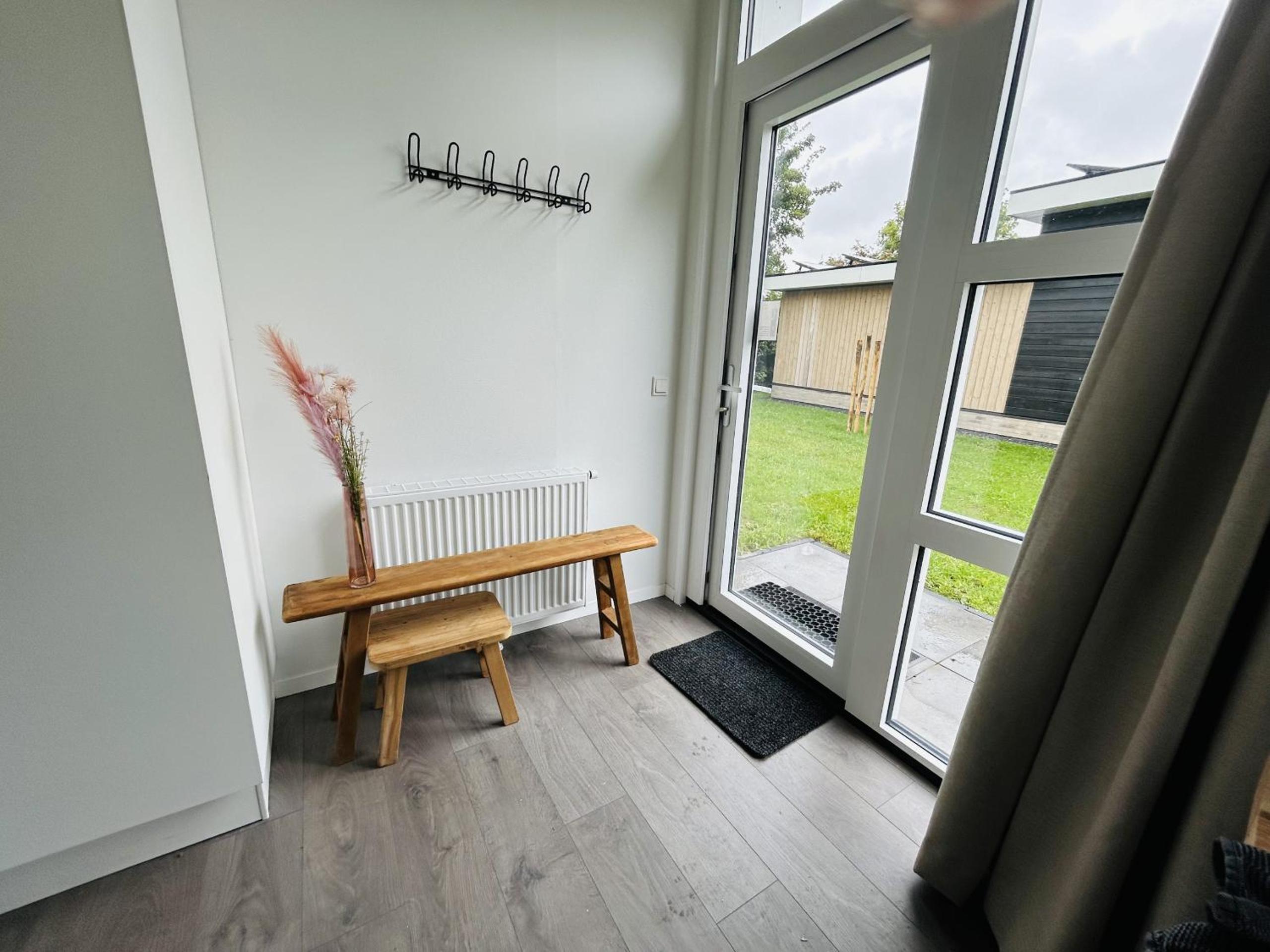 Bungalow photo 1