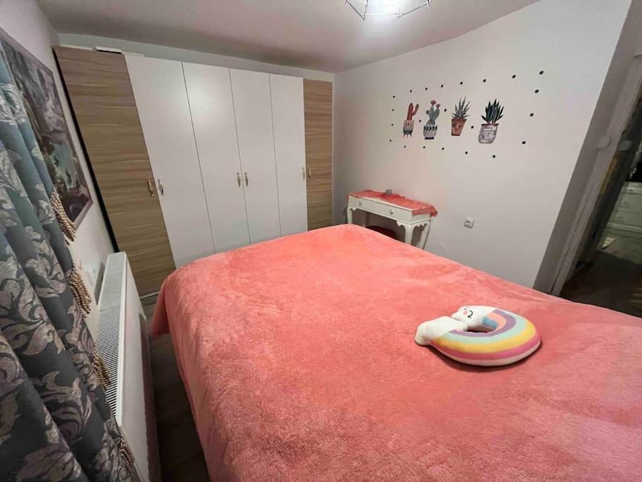 Two-Bedroom House photo 2