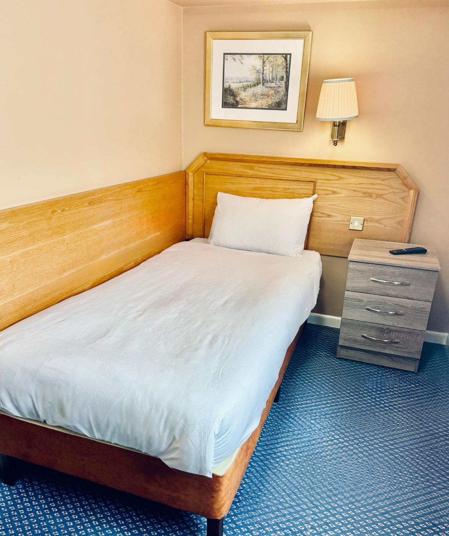 Single Room photo 3