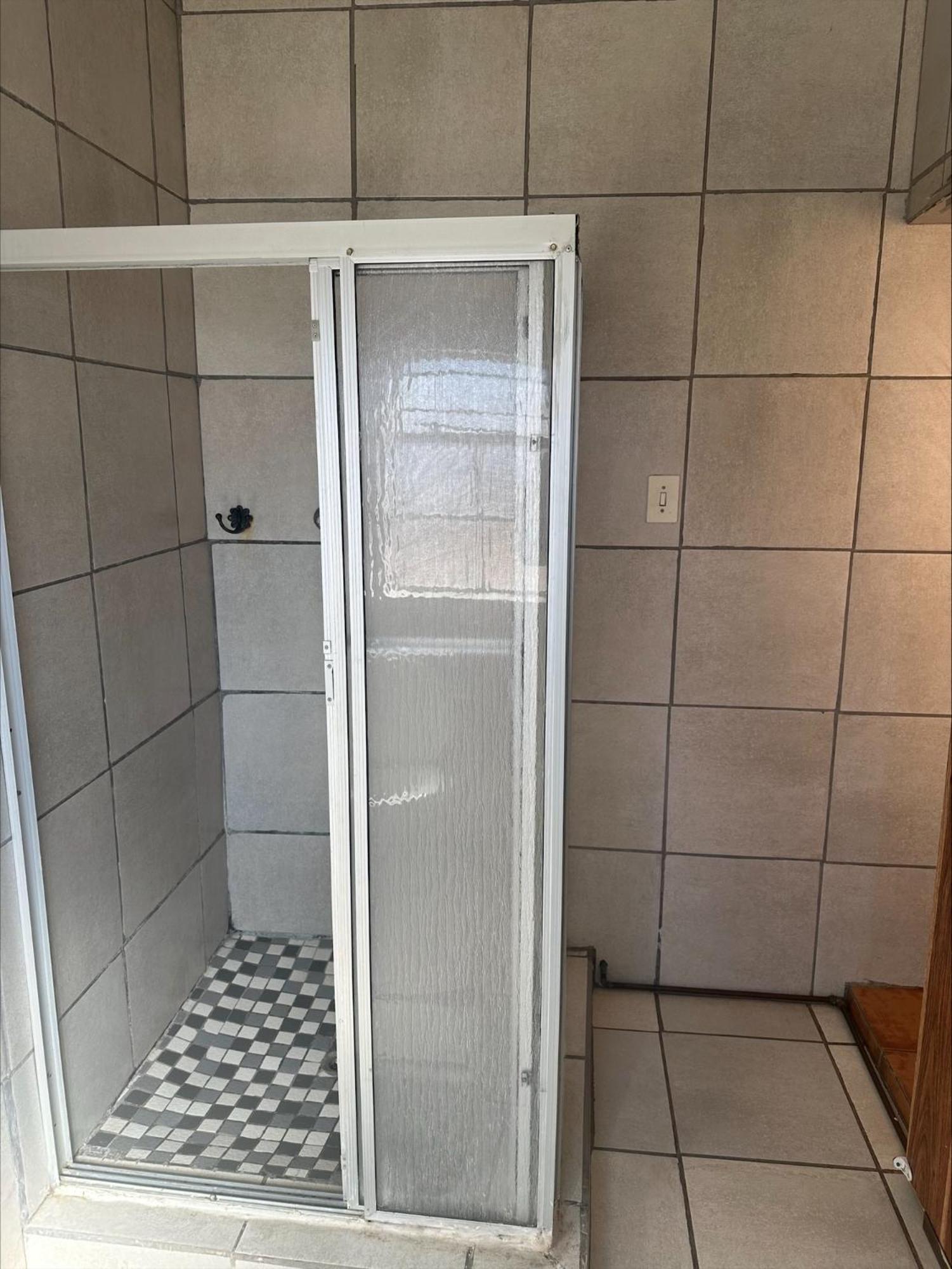 Family Room with Shower photo 3
