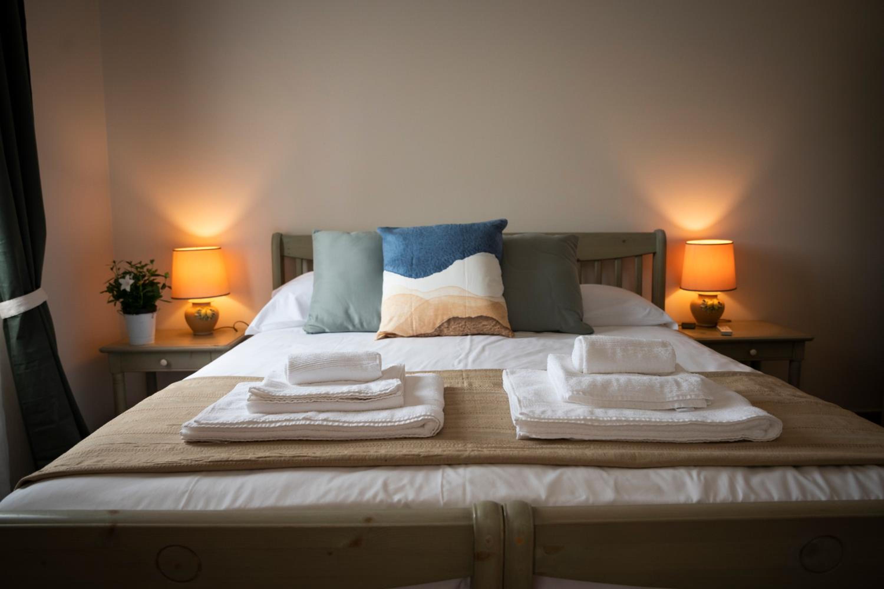 Double Room with Private Bathroom photo 3