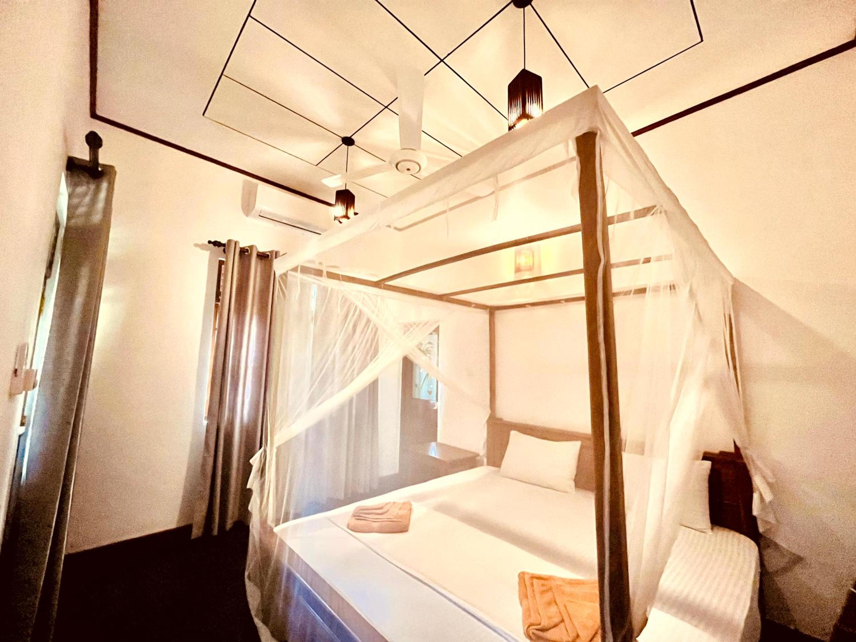 Budget Double Room photo 3