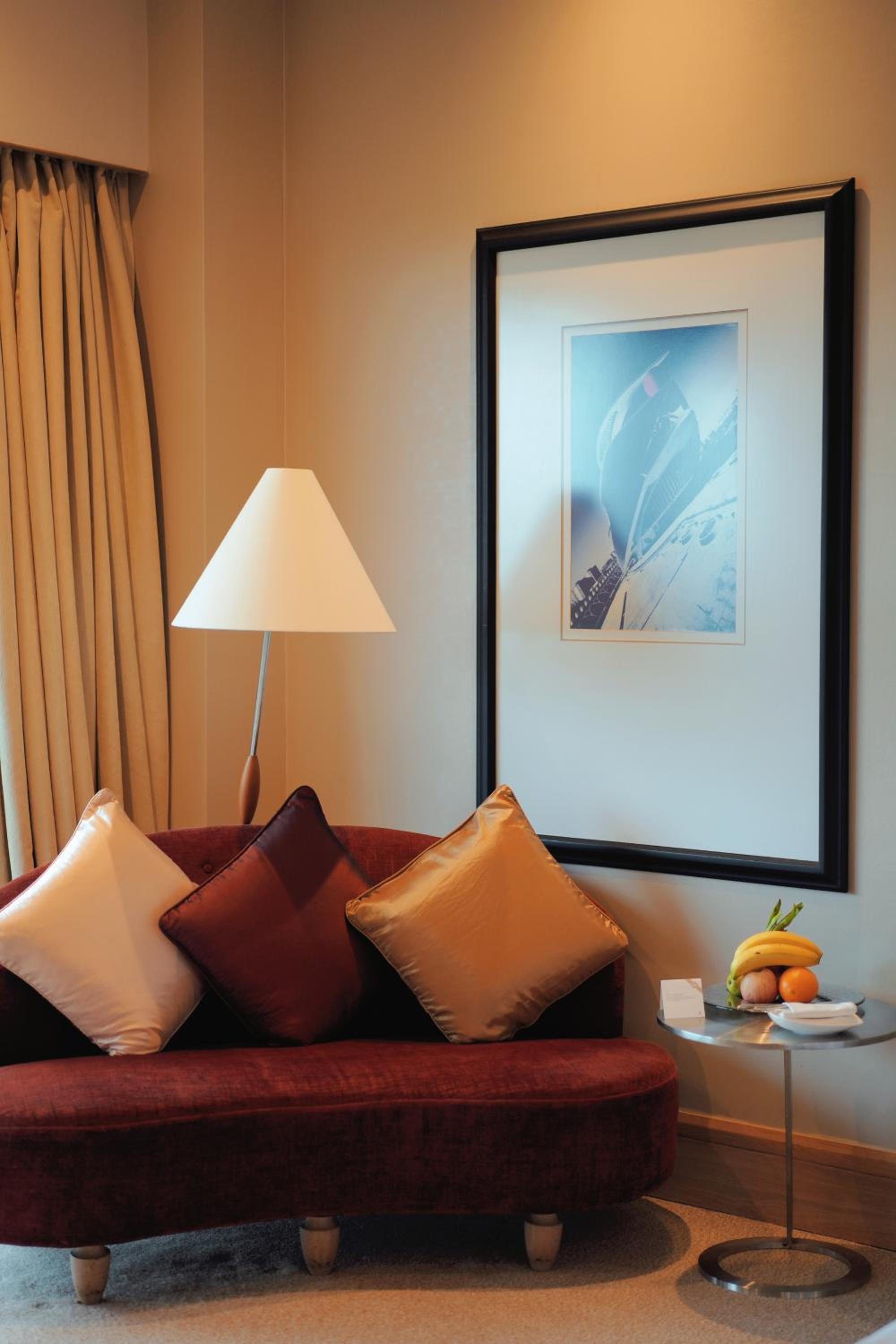 Classic King Room - Lounge Access - Photo 3