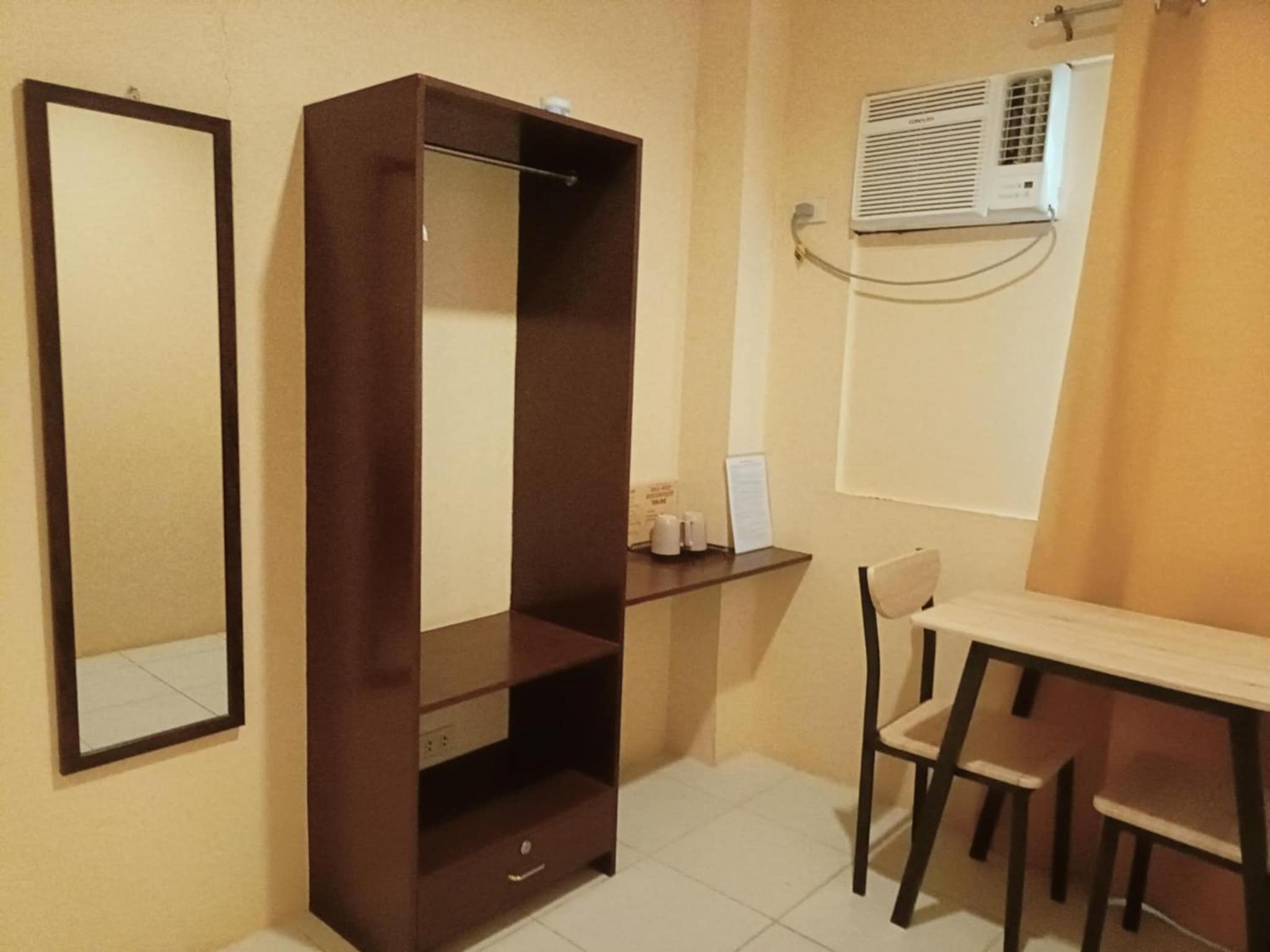 Standard Twin Room - Photo 6
