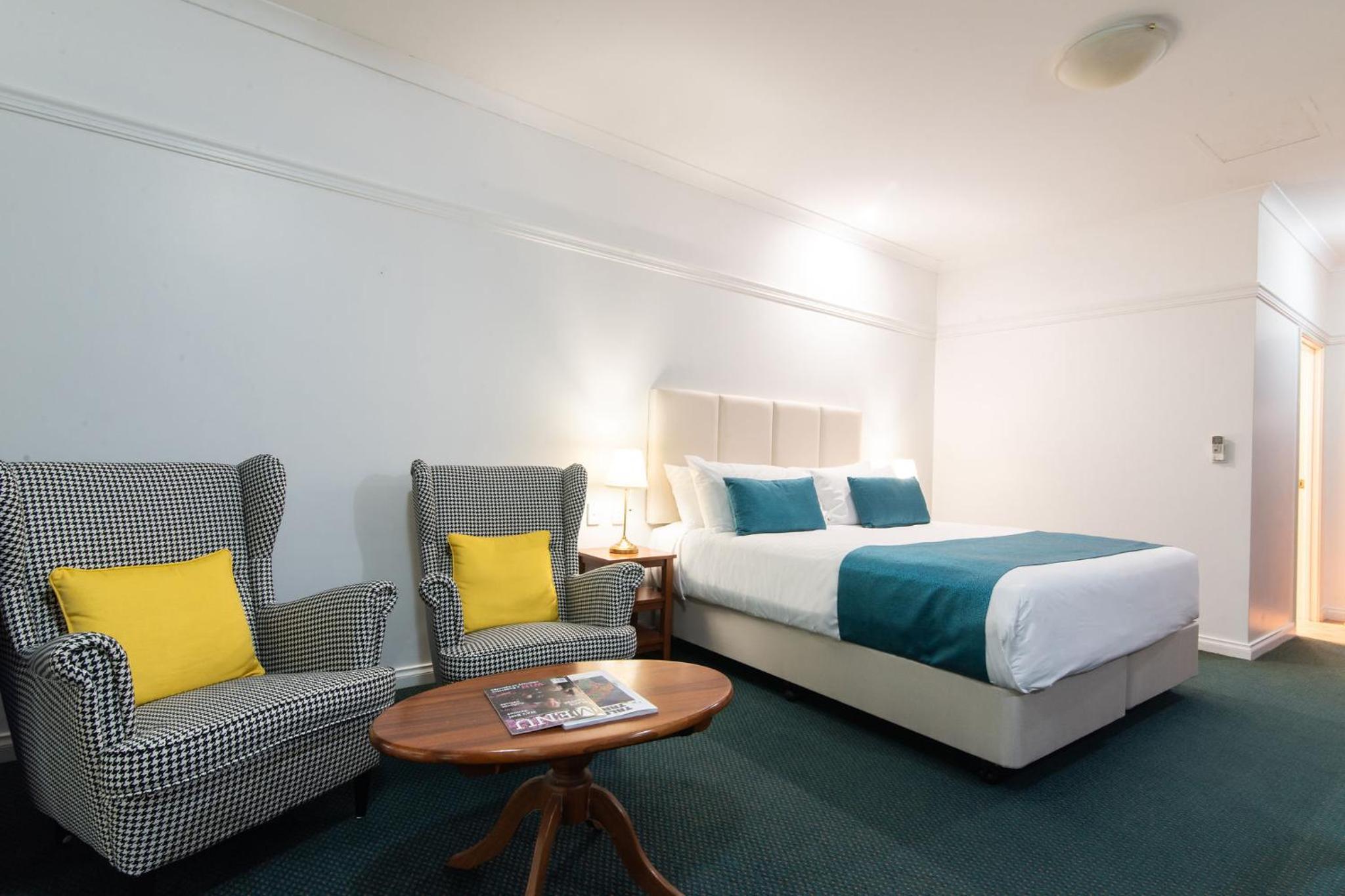 Superior King Room - Photo 2