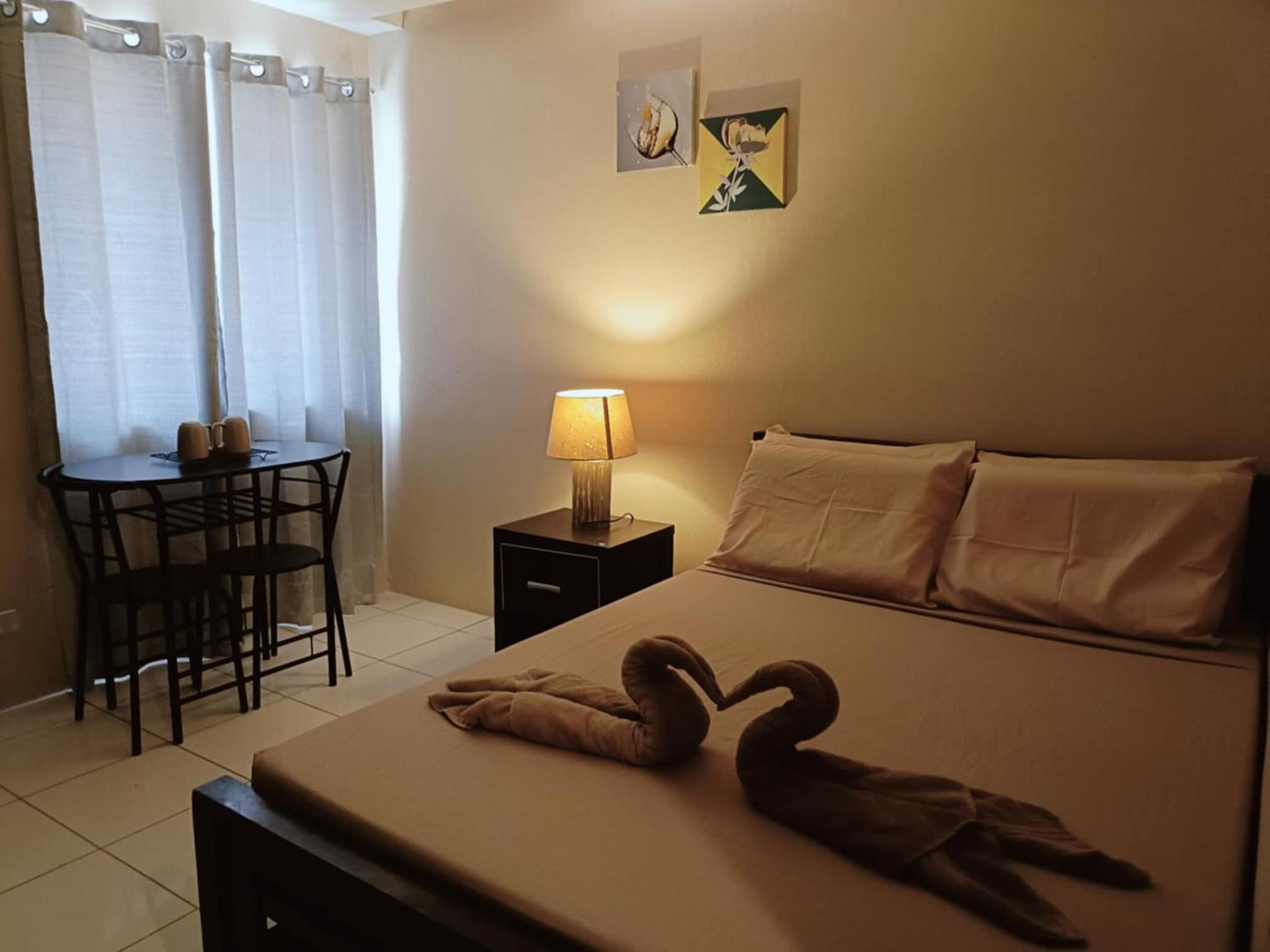 Deluxe Room - Photo 8