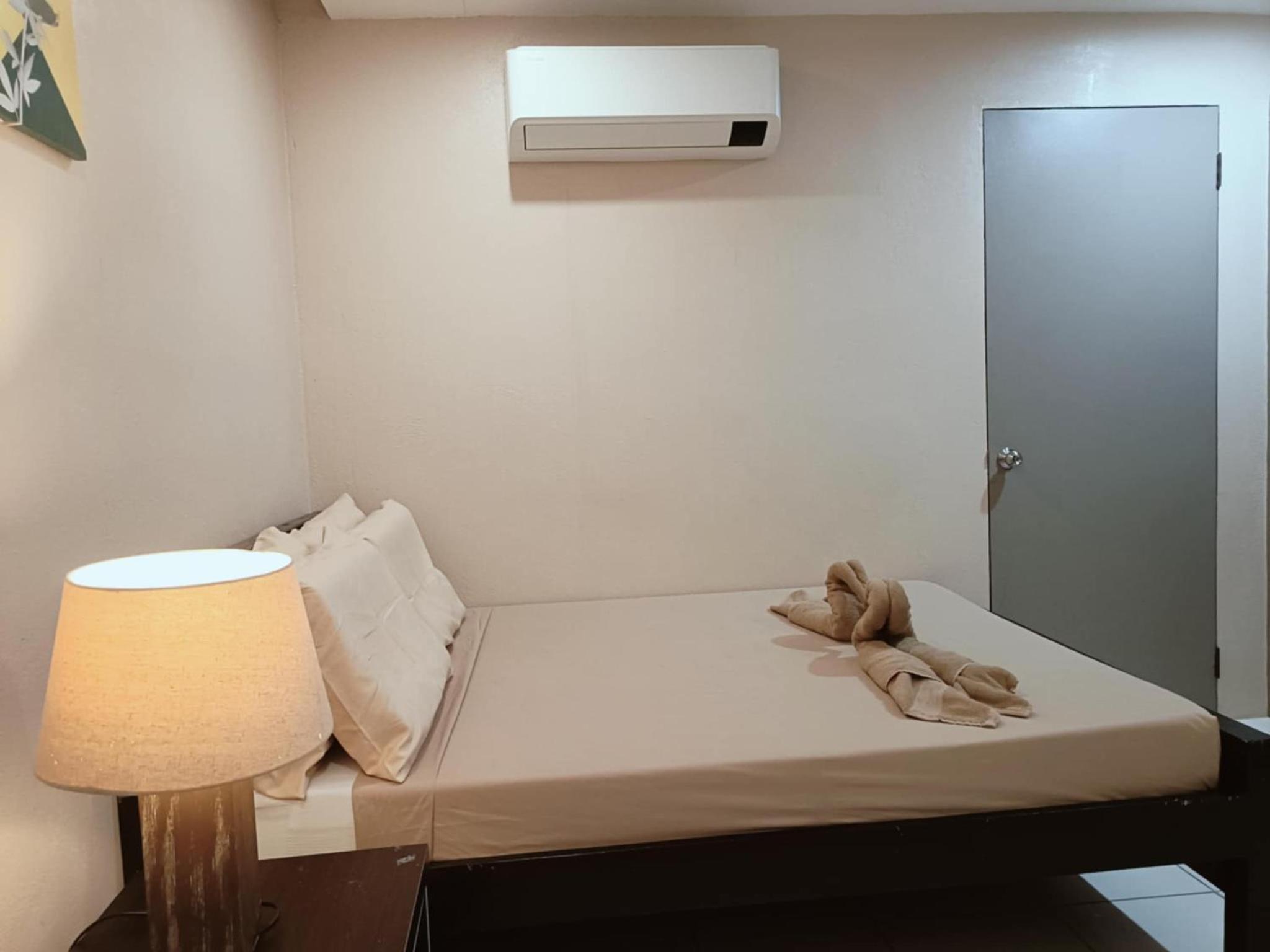 Deluxe Room - Photo 3