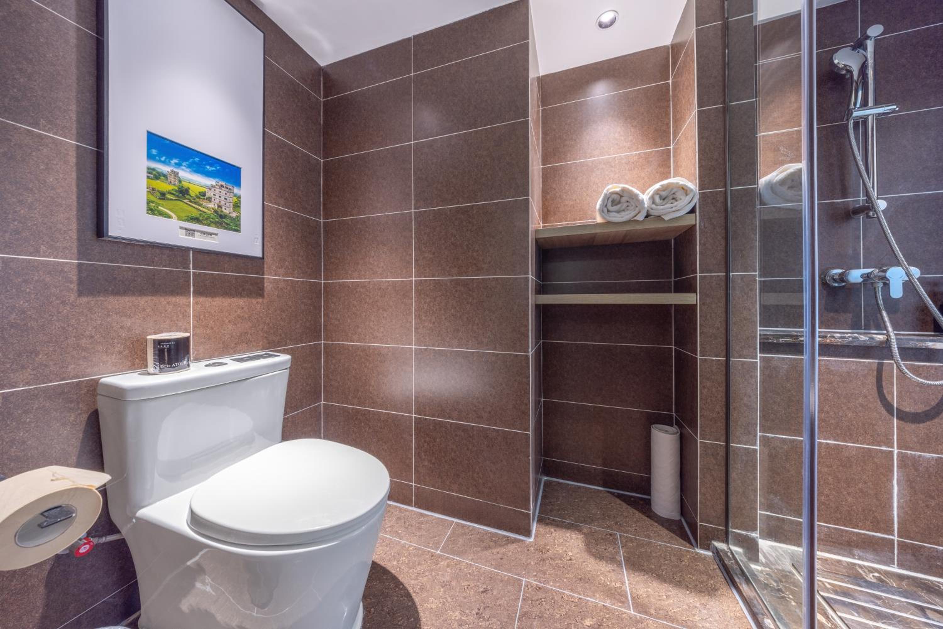 Elegant Double Room photo 3
