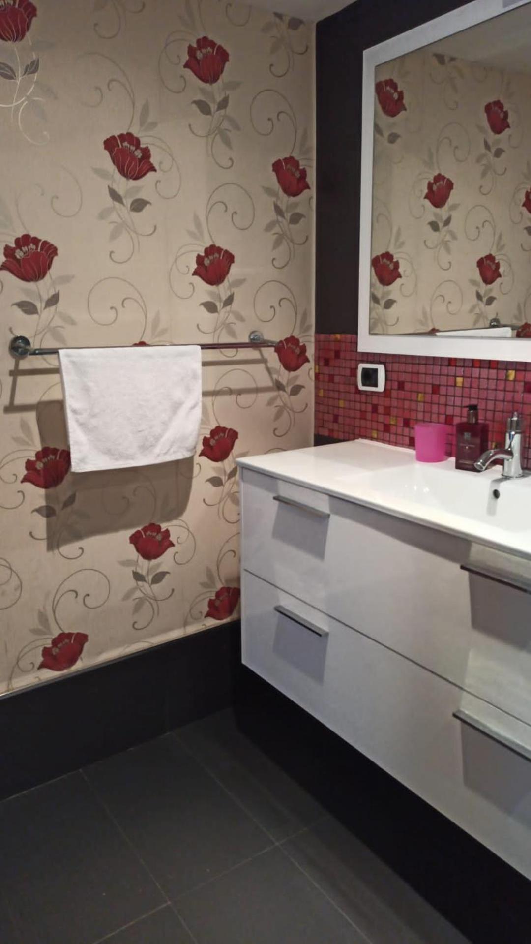 Standard Double Room with Shared Bathroom photo 3