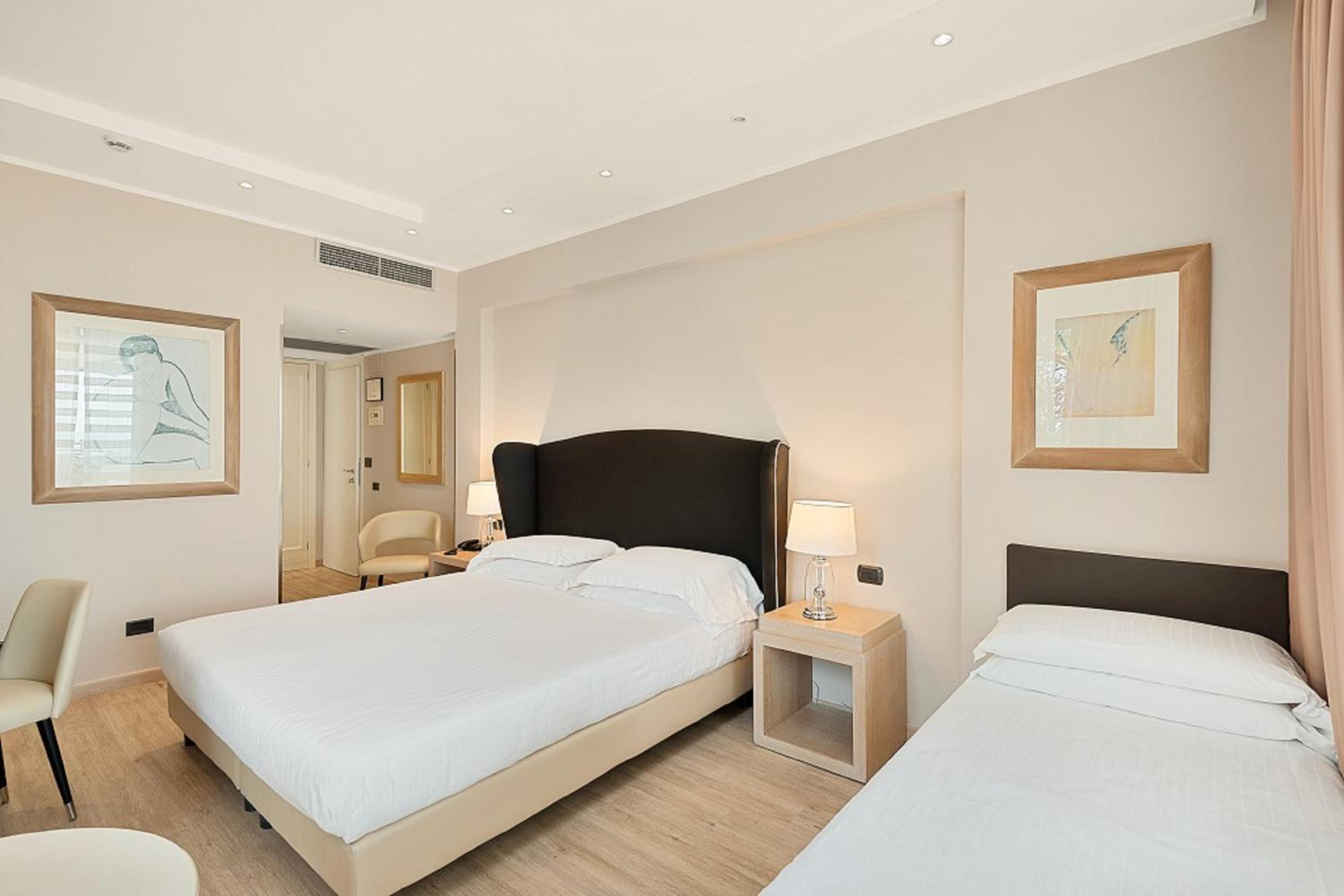 Triple Room with Terrace