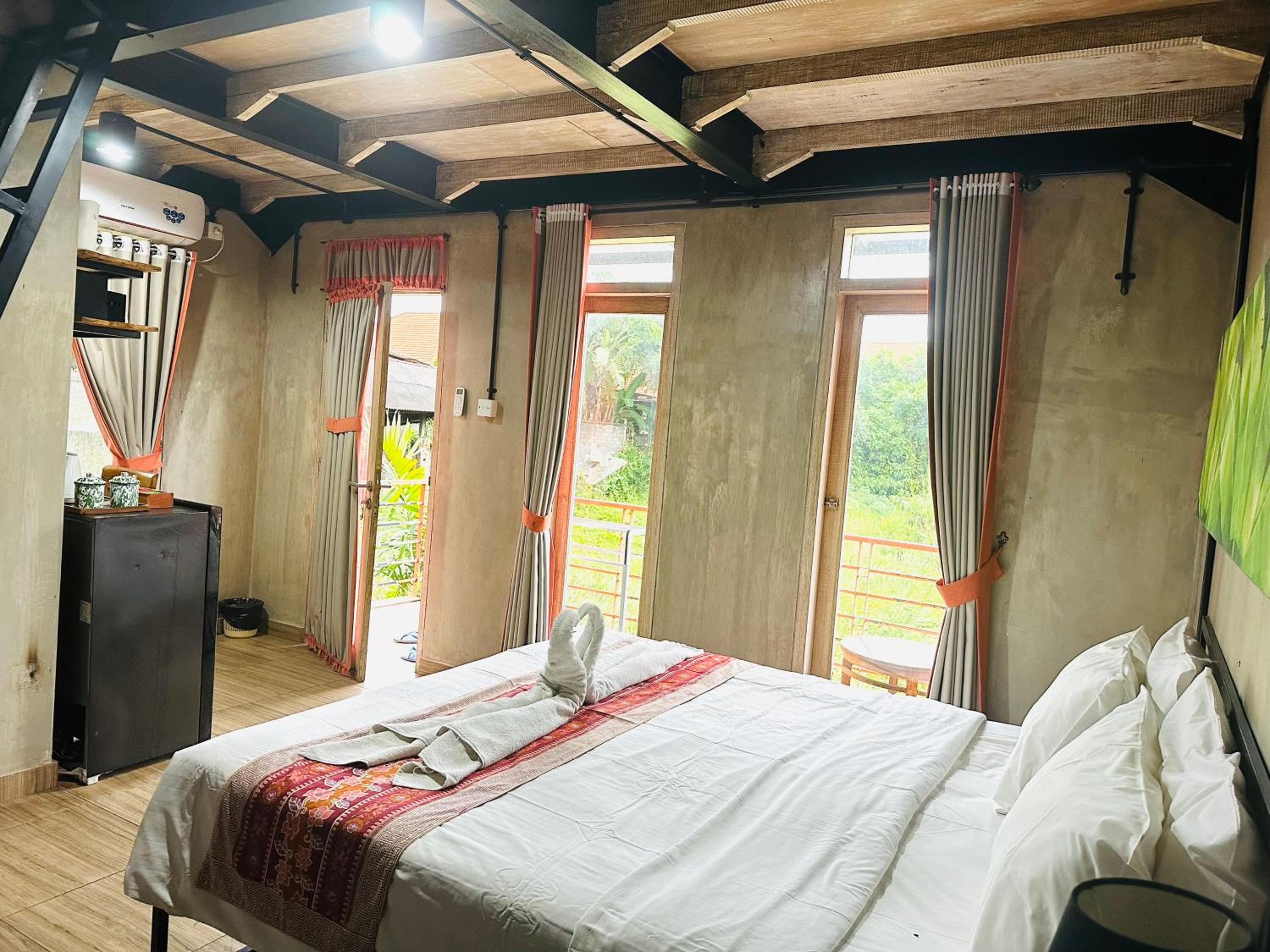 Deluxe Double Room - Photo 8