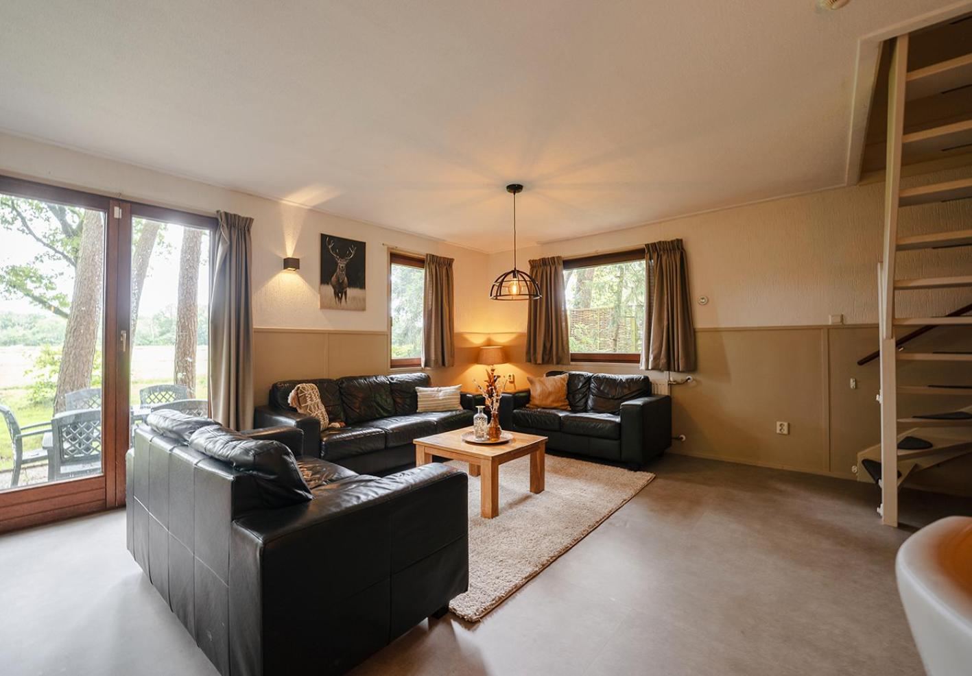 Four-Bedroom Holiday Home photo 2