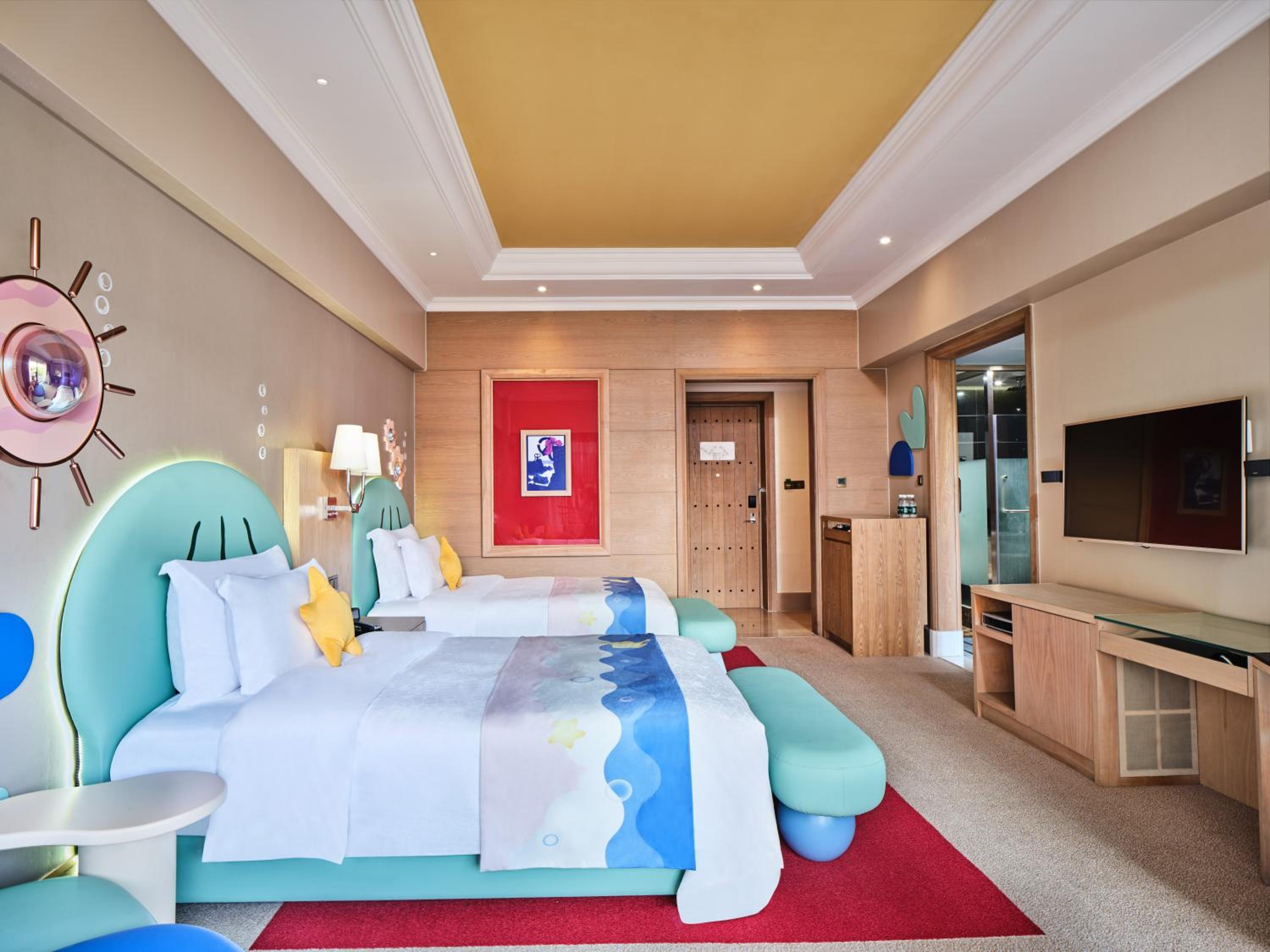 Family Twin Room - Photo 4