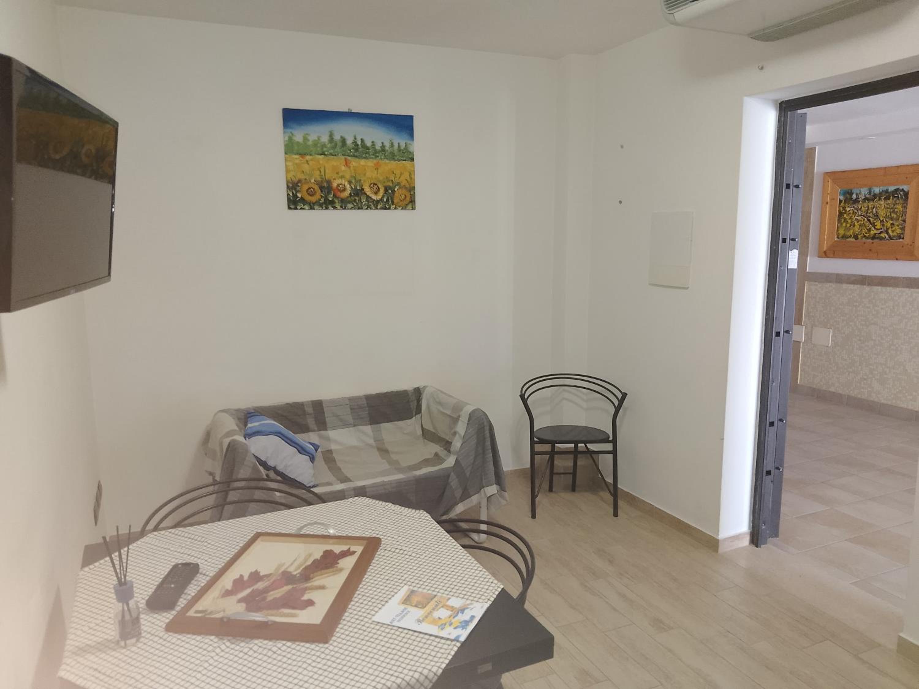 Apartment photo 1