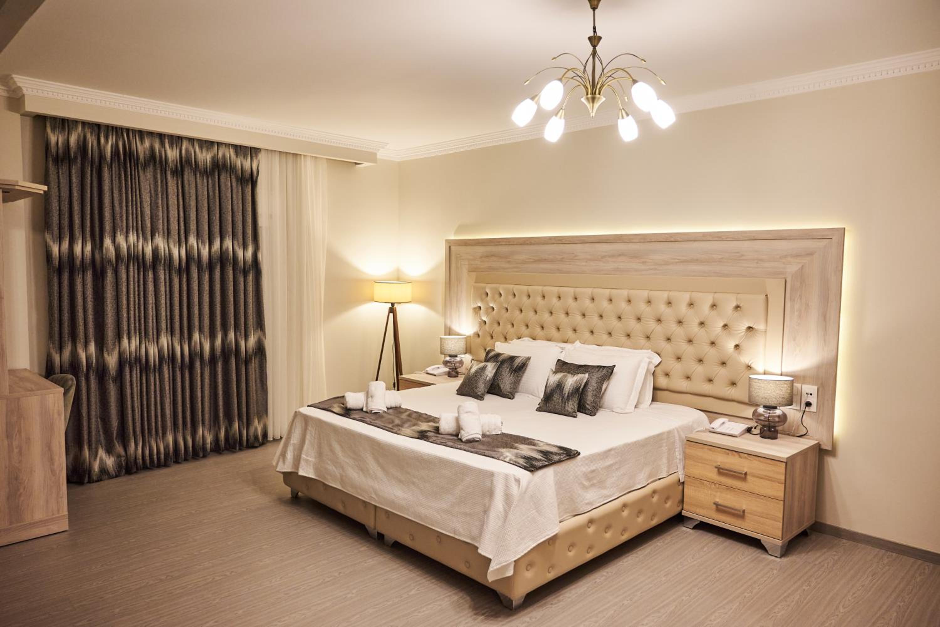 Two-Bedroom Deluxe Apartment