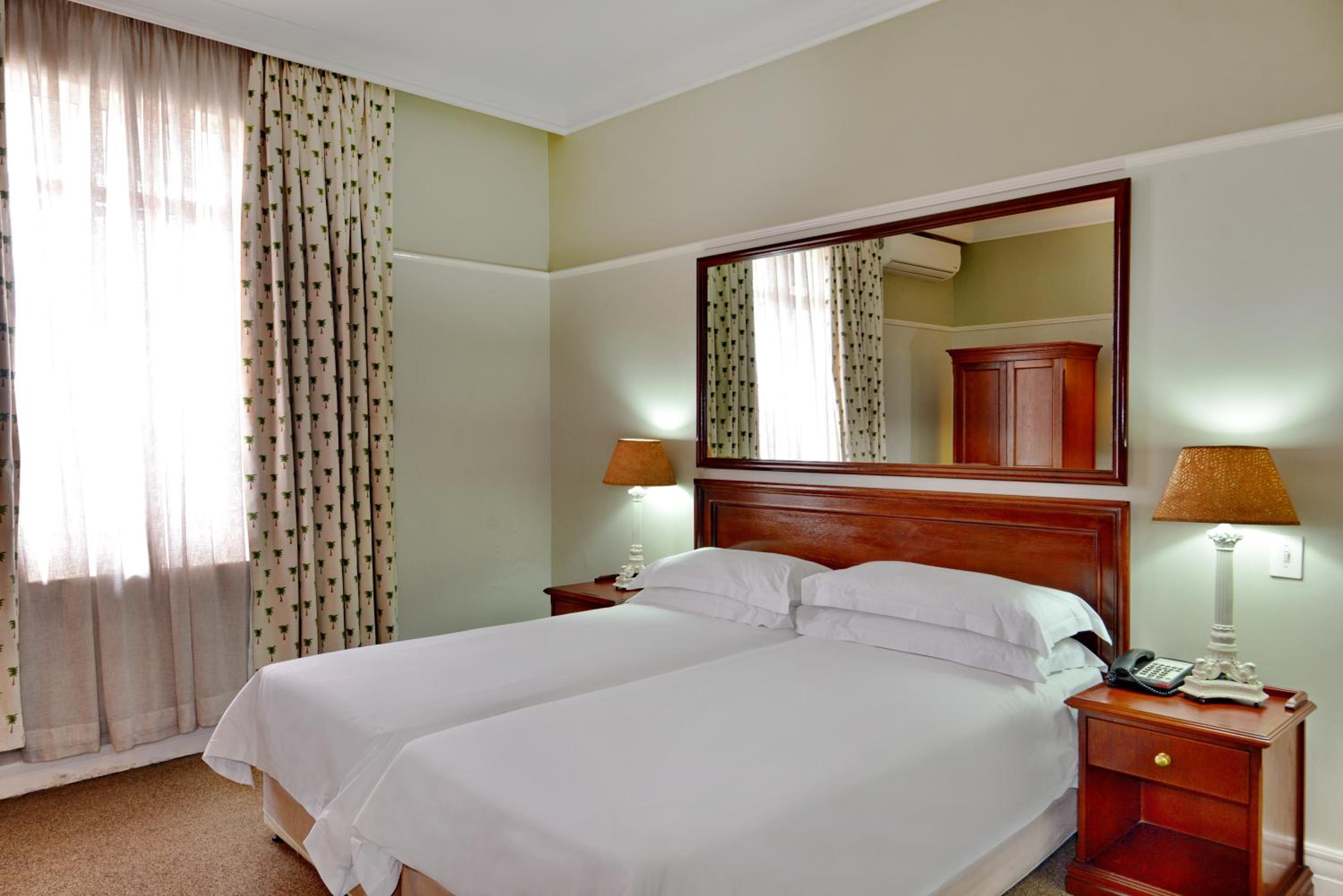 Superior Suite - Photo 1
