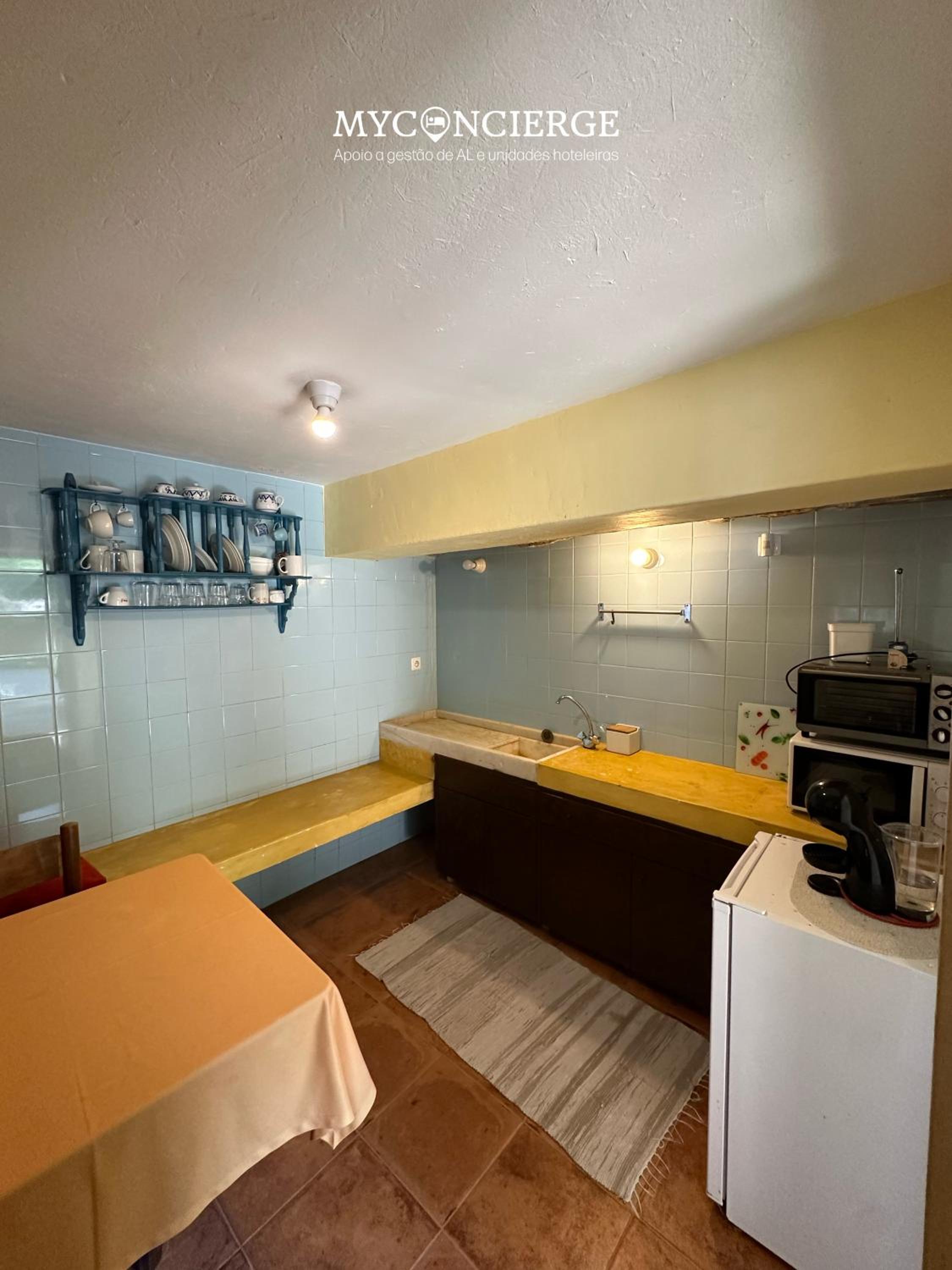 Two-Bedroom House photo 2