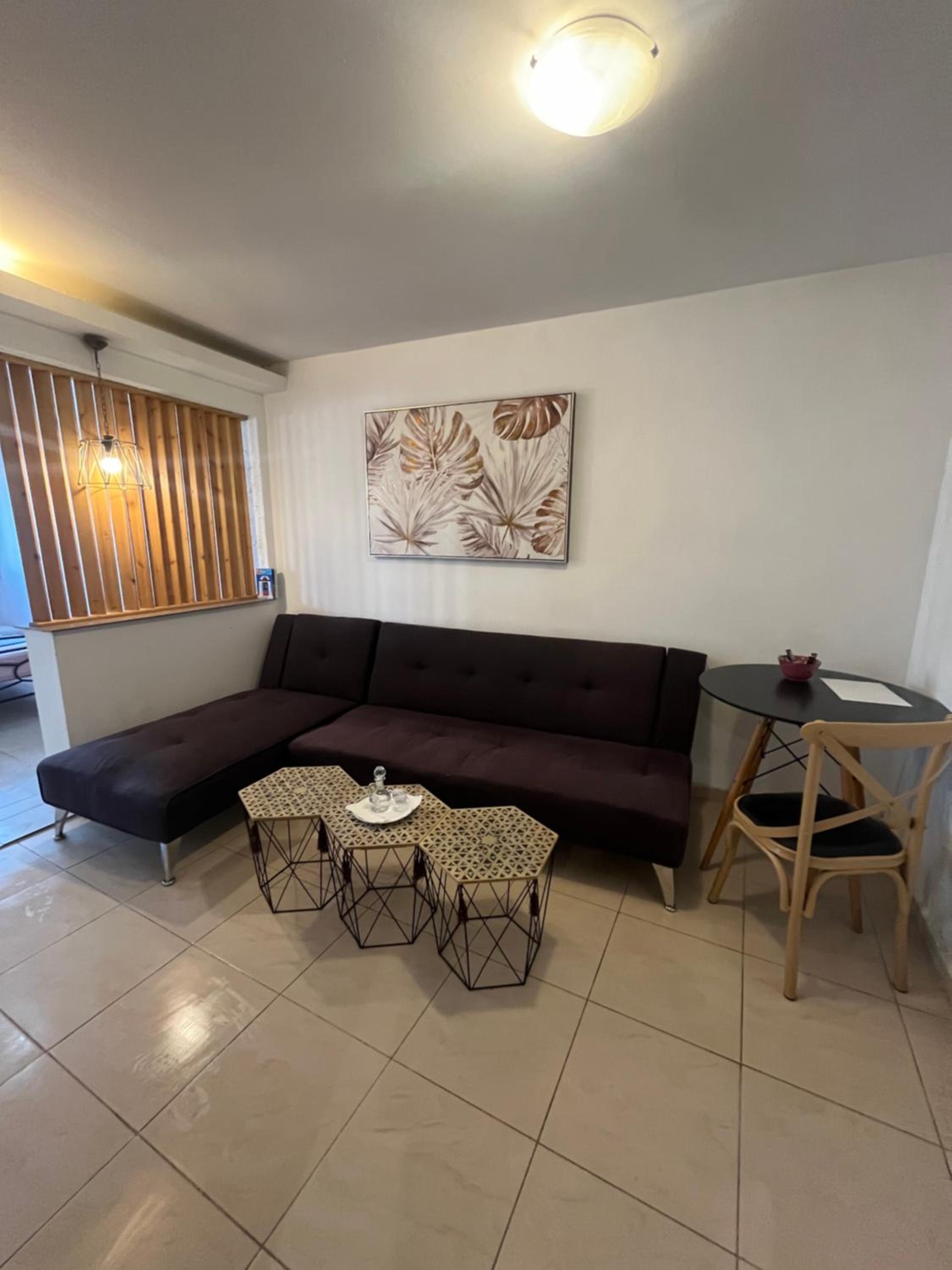 Apartment with Terrace - Photo 15