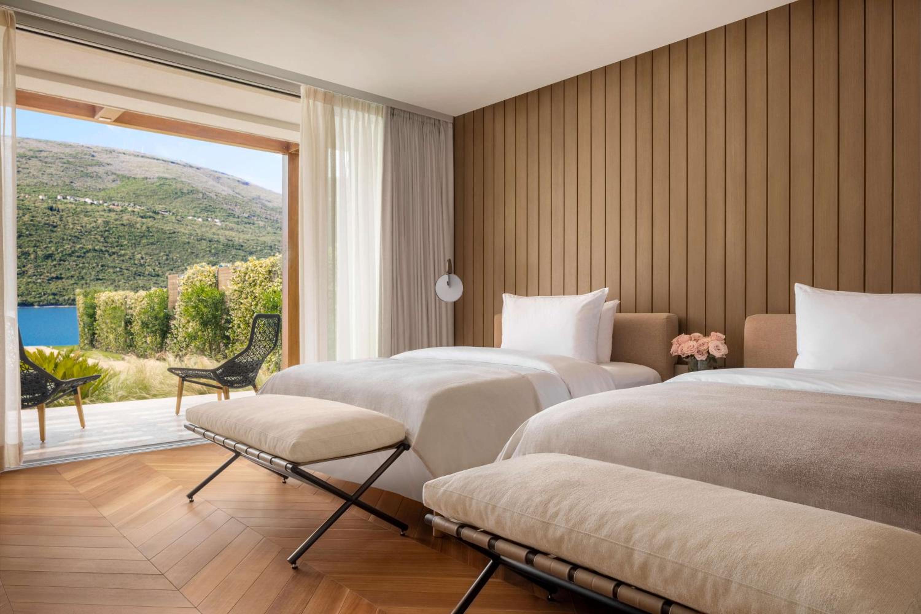 Villa Lovcen 4 Bedroom