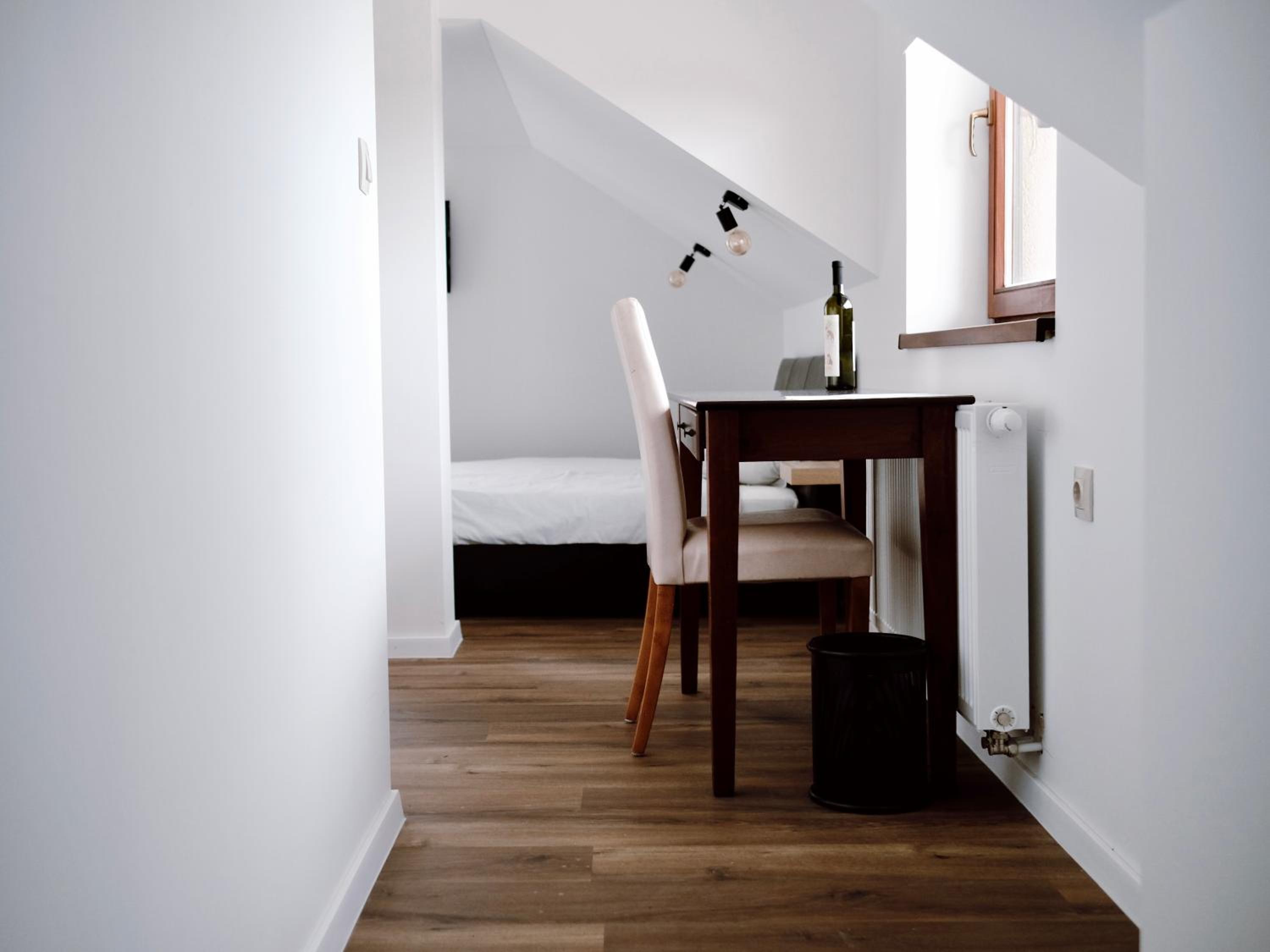 Double Room with Private Bathroom photo 2