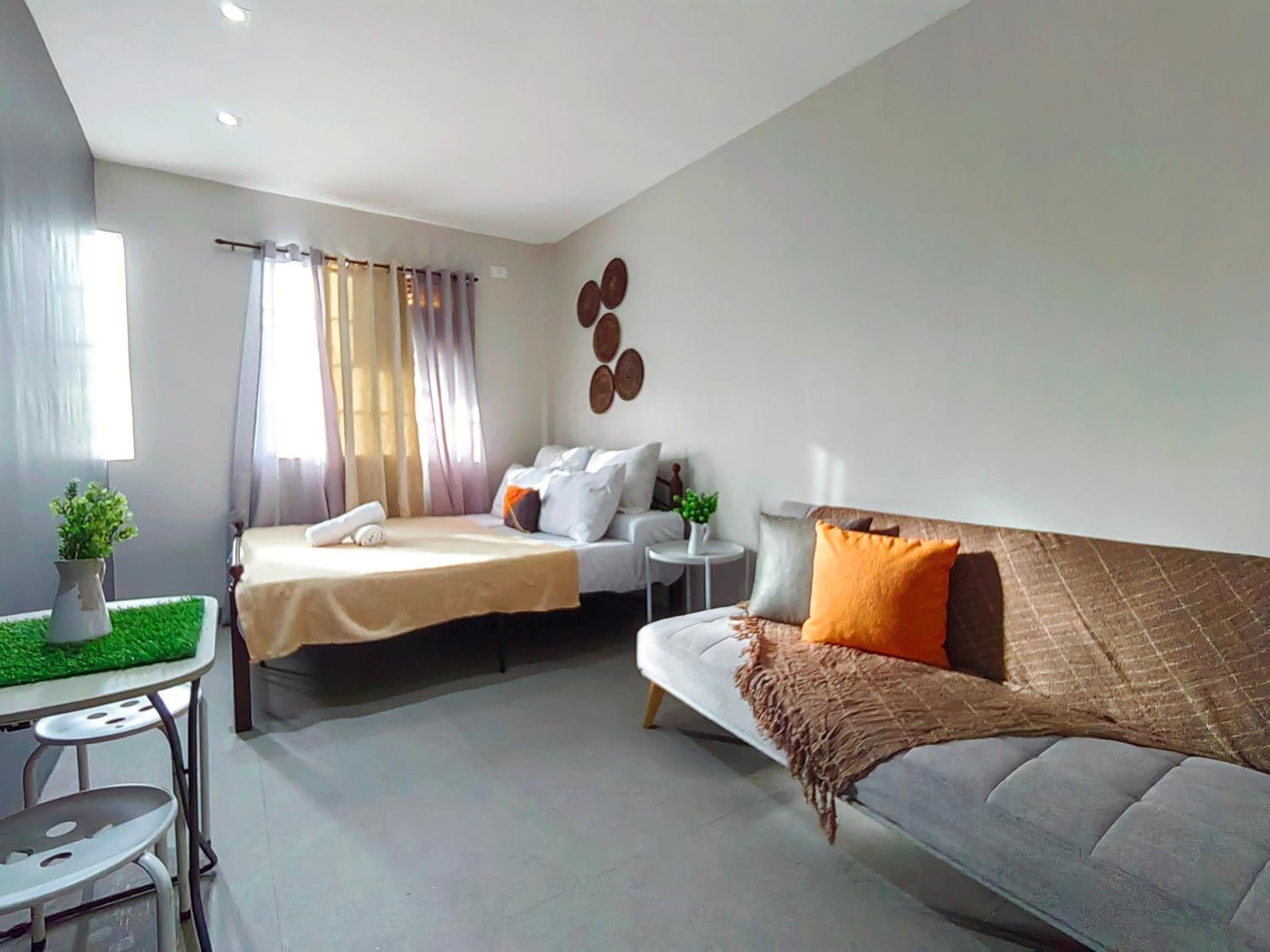 Double Room With Shared Bathroom photo 1