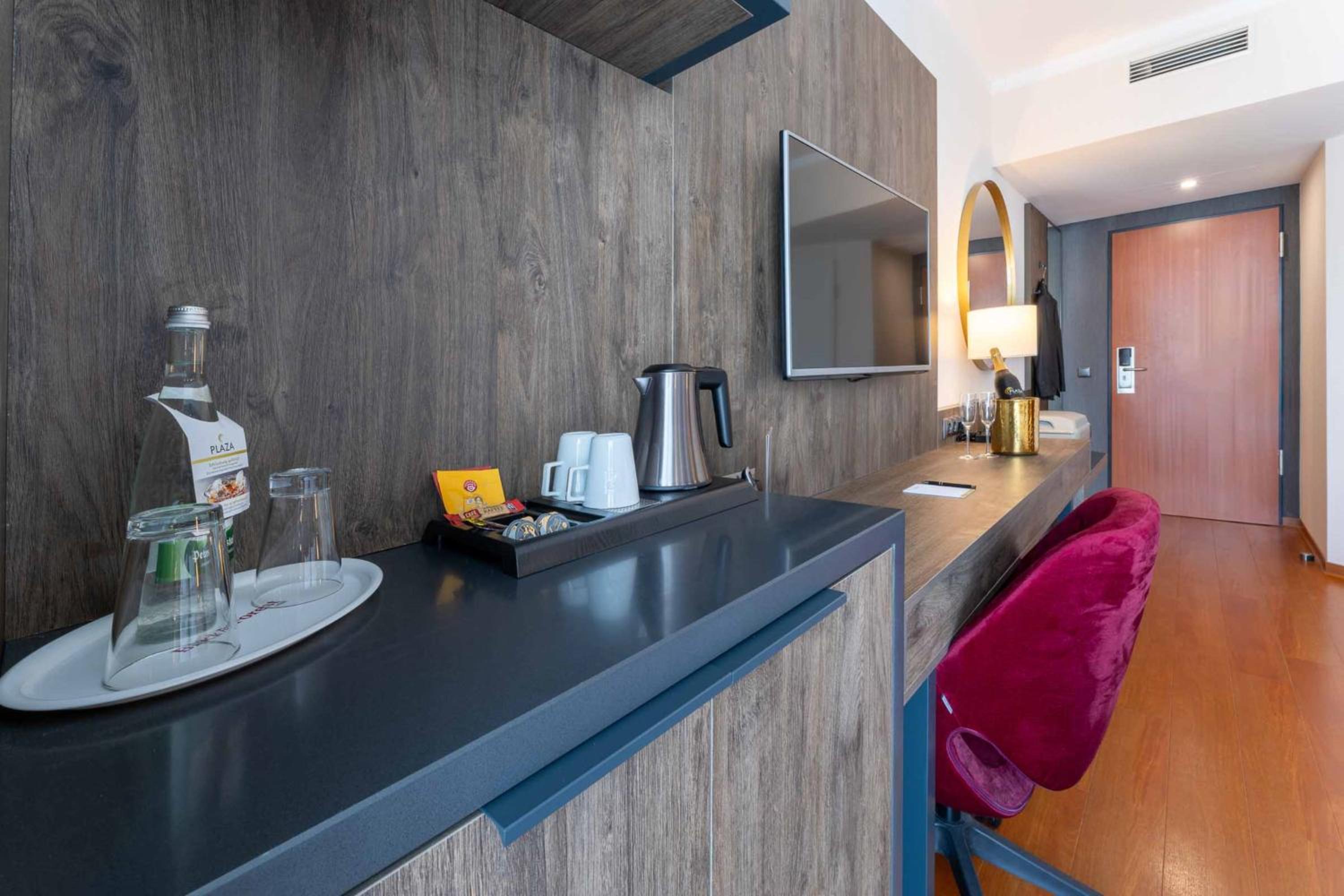 Premium Double Room - Photo 3