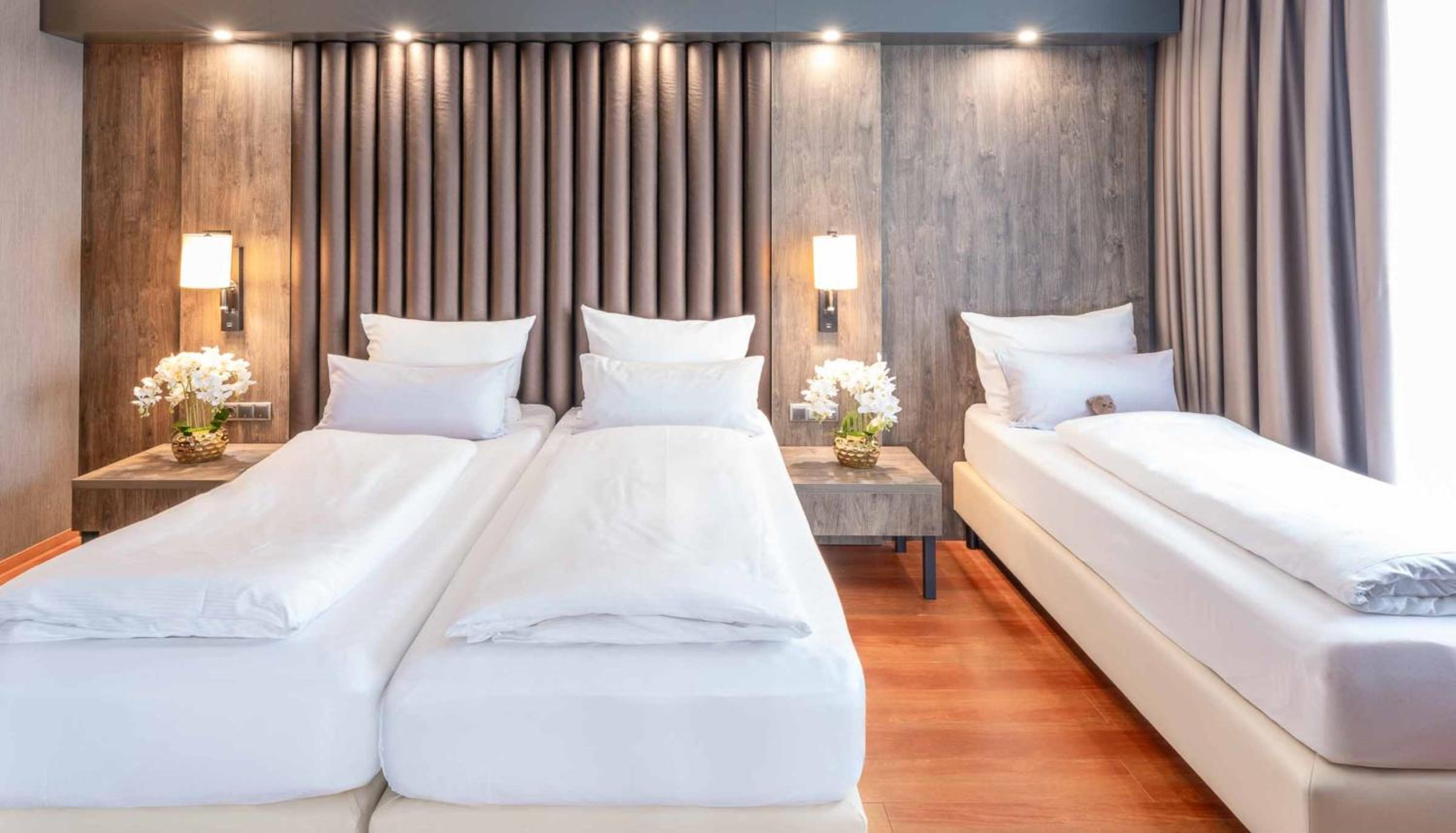 Premium Doppelzimmer mit Münsterblick - Photo 1