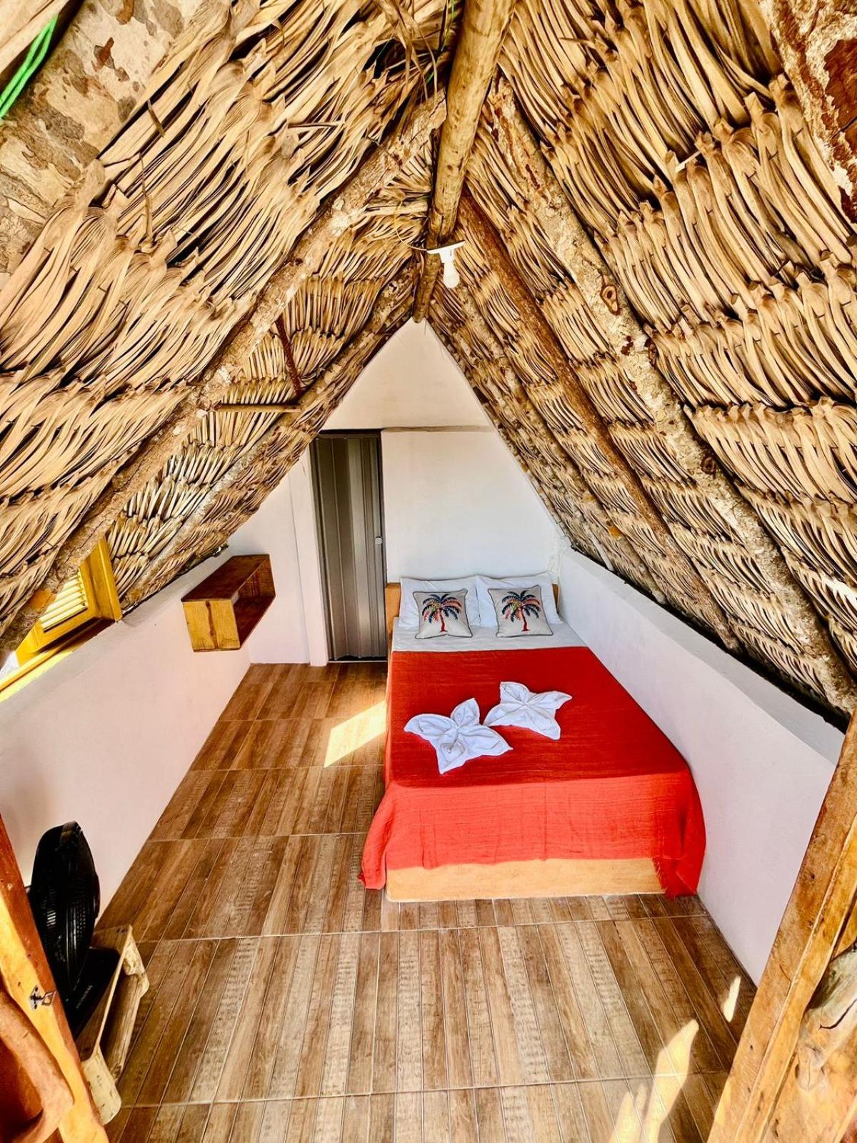 Double Room with Balcony and Sea View photo 1