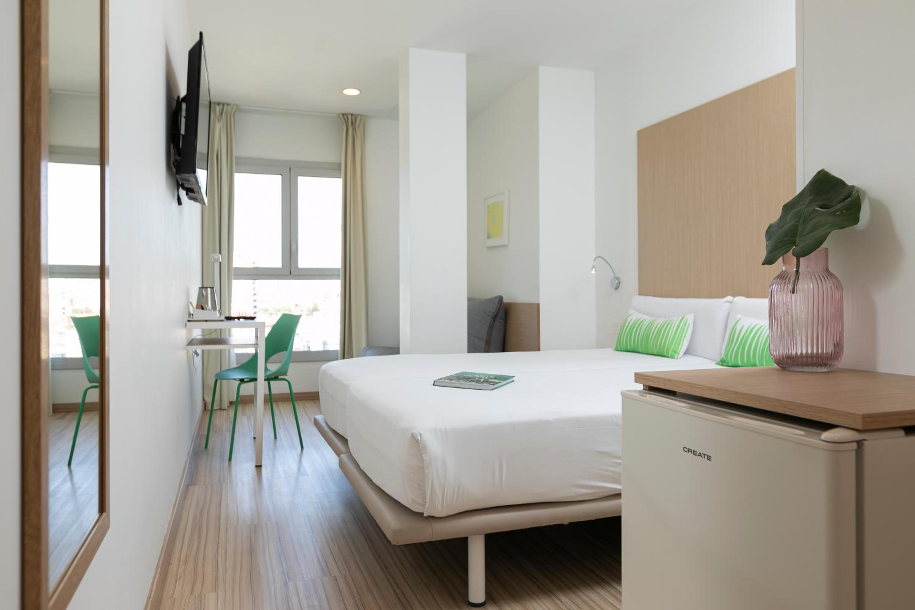 Twin Room with Extra Bed photo 1