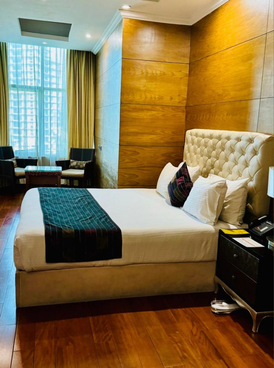 One-Bedroom Apartment - Photo 7